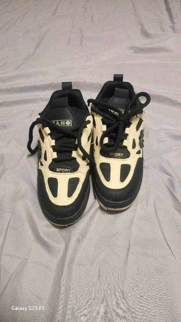 size 7 good shoes - Holyoke, Massachusetts - FleaMarketBay