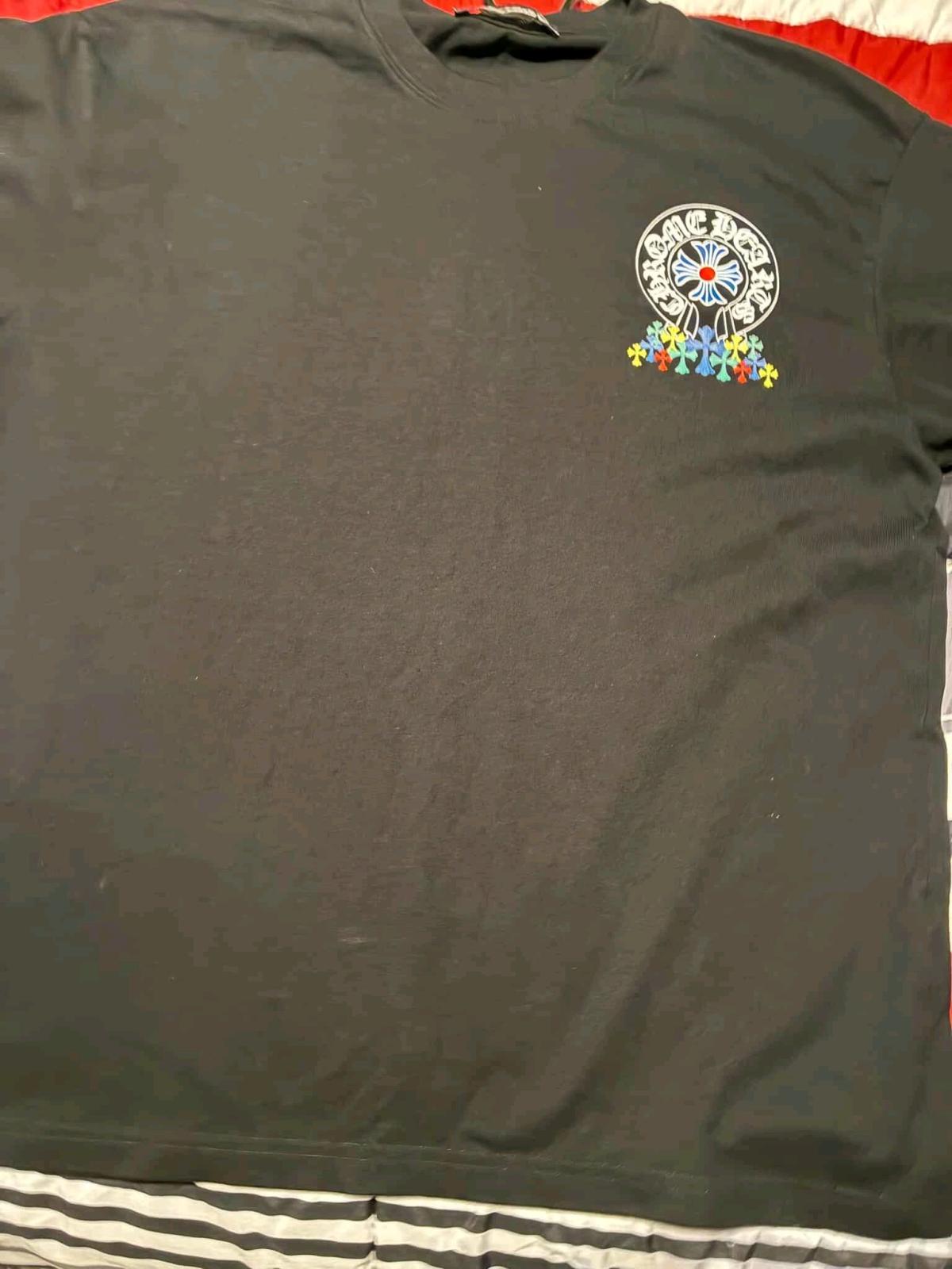 chrome heart T black multicolor - San Antonio, Texas - FleaMarketBay