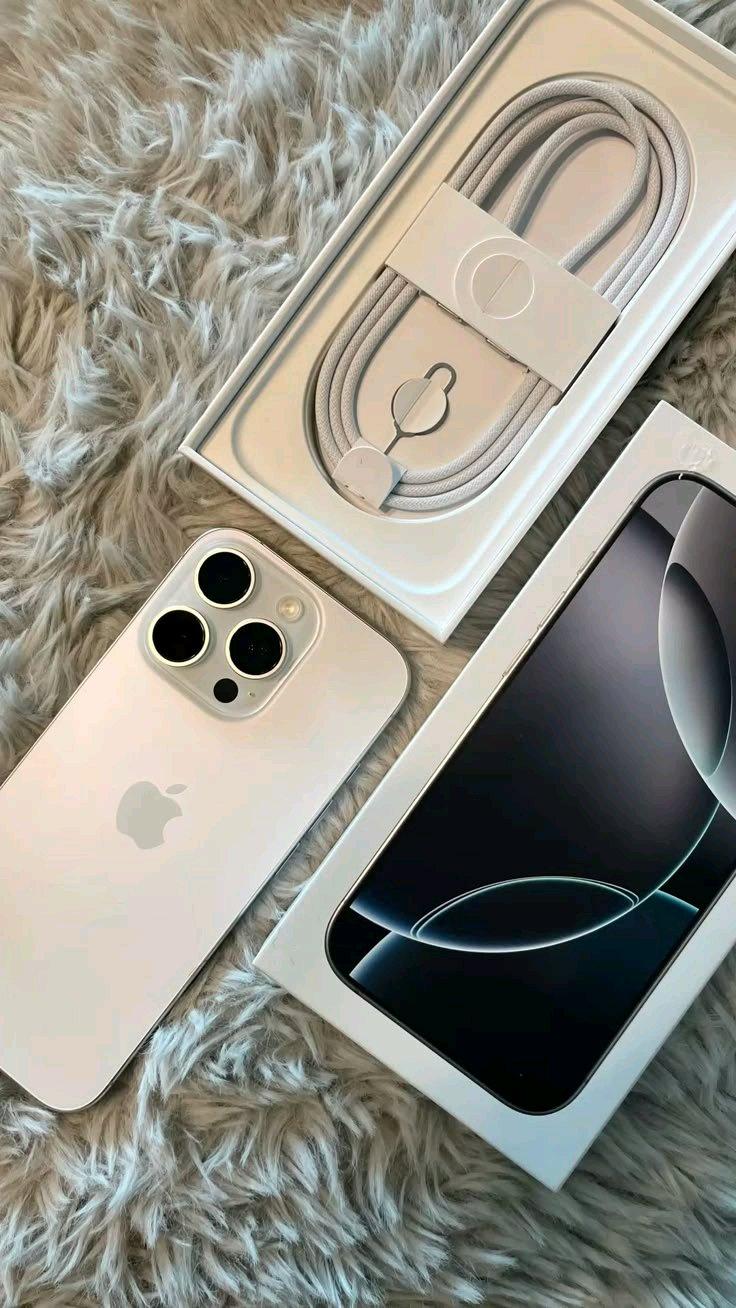 iphone 16 Pro max - Los Angeles, California - FleaMarketBay