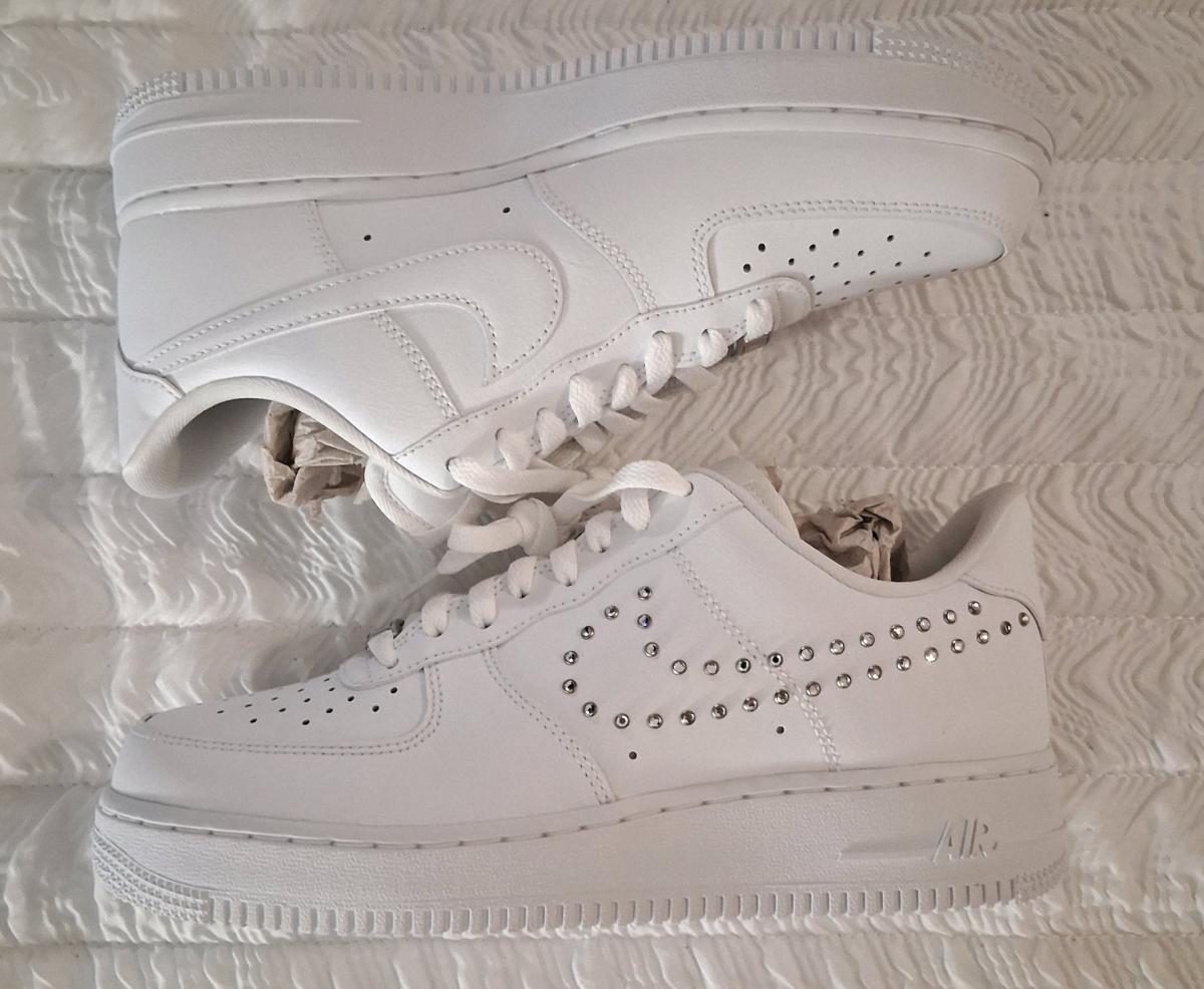RARE Nike Air Force 1 Low 07  Size 9 - Sanford, Florida - FleaMarketBay