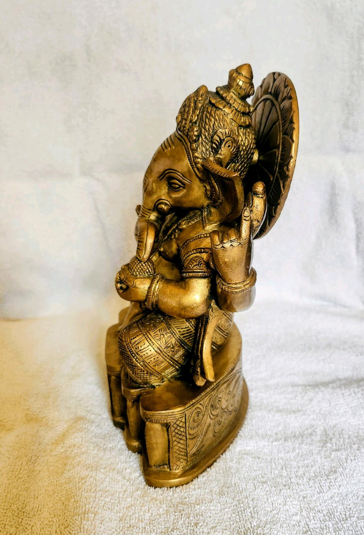 Lord Ganesha Brass Statue - Seattle, Washington - FleaMarketBay