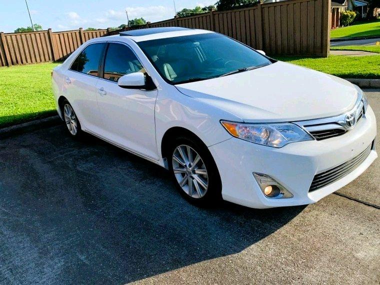 2012 Toyota Camry XLE - Rancho Cucamonga, California - FleaMarketBay