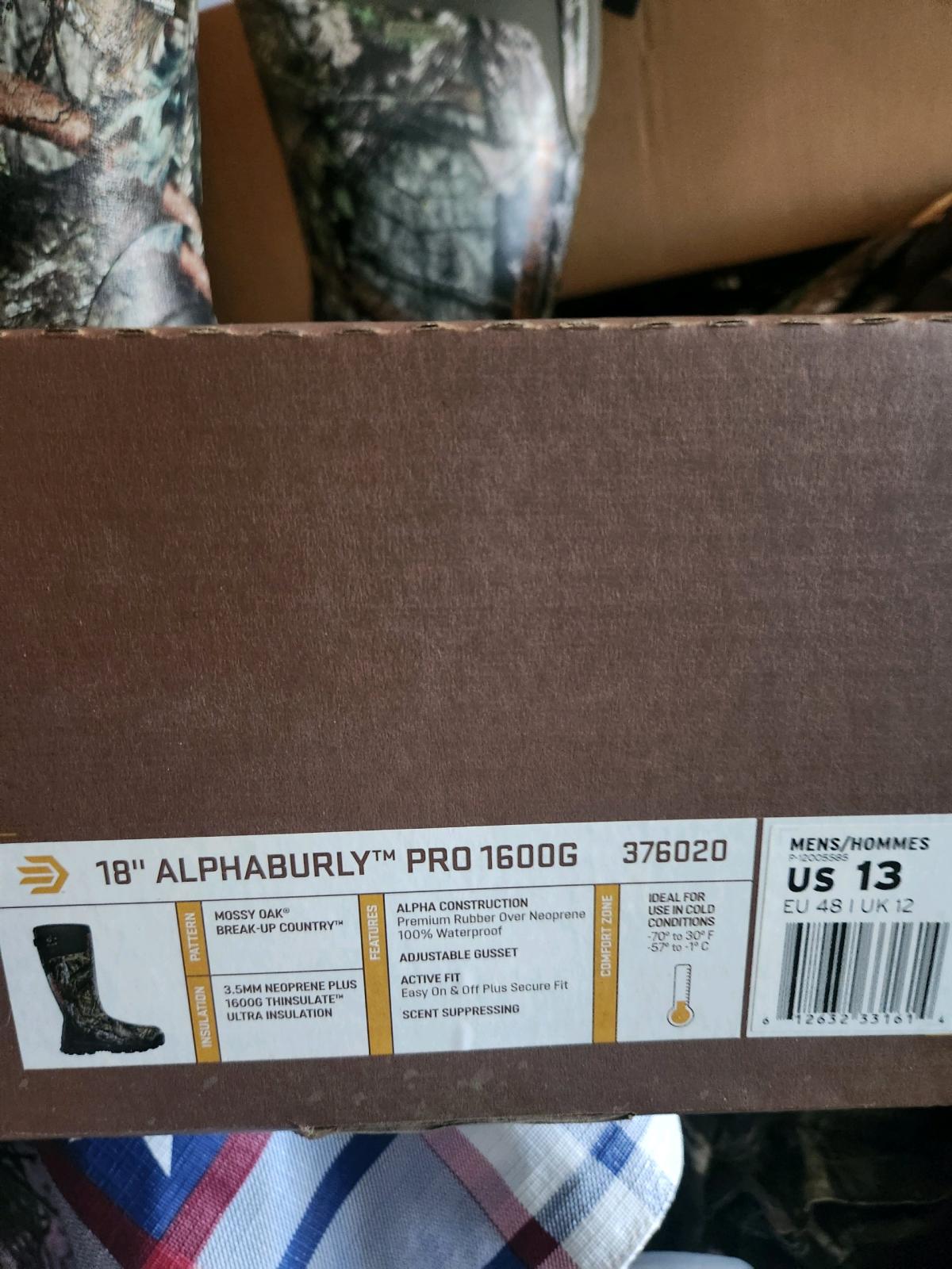 hunting boots - Altoona, Pennsylvania - FleaMarketBay
