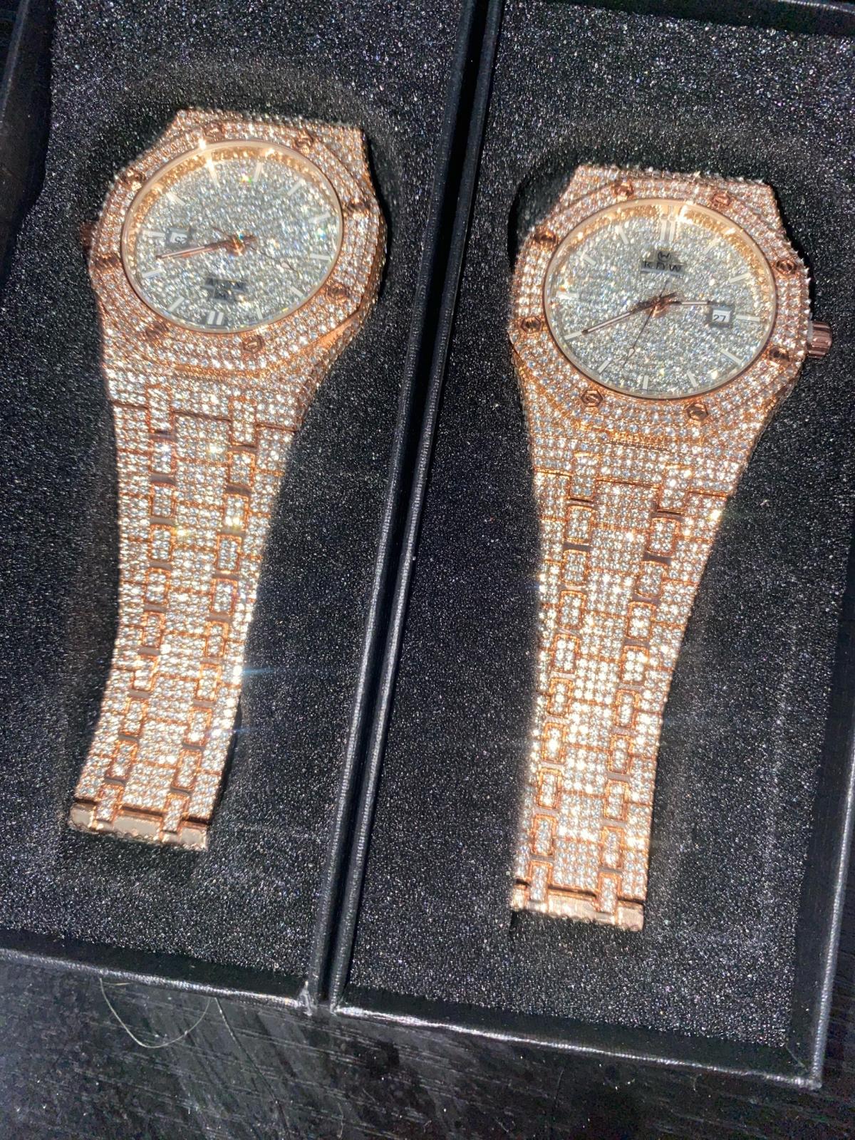 WatchSet - Harrisburg, Pennsylvania - FleaMarketBay