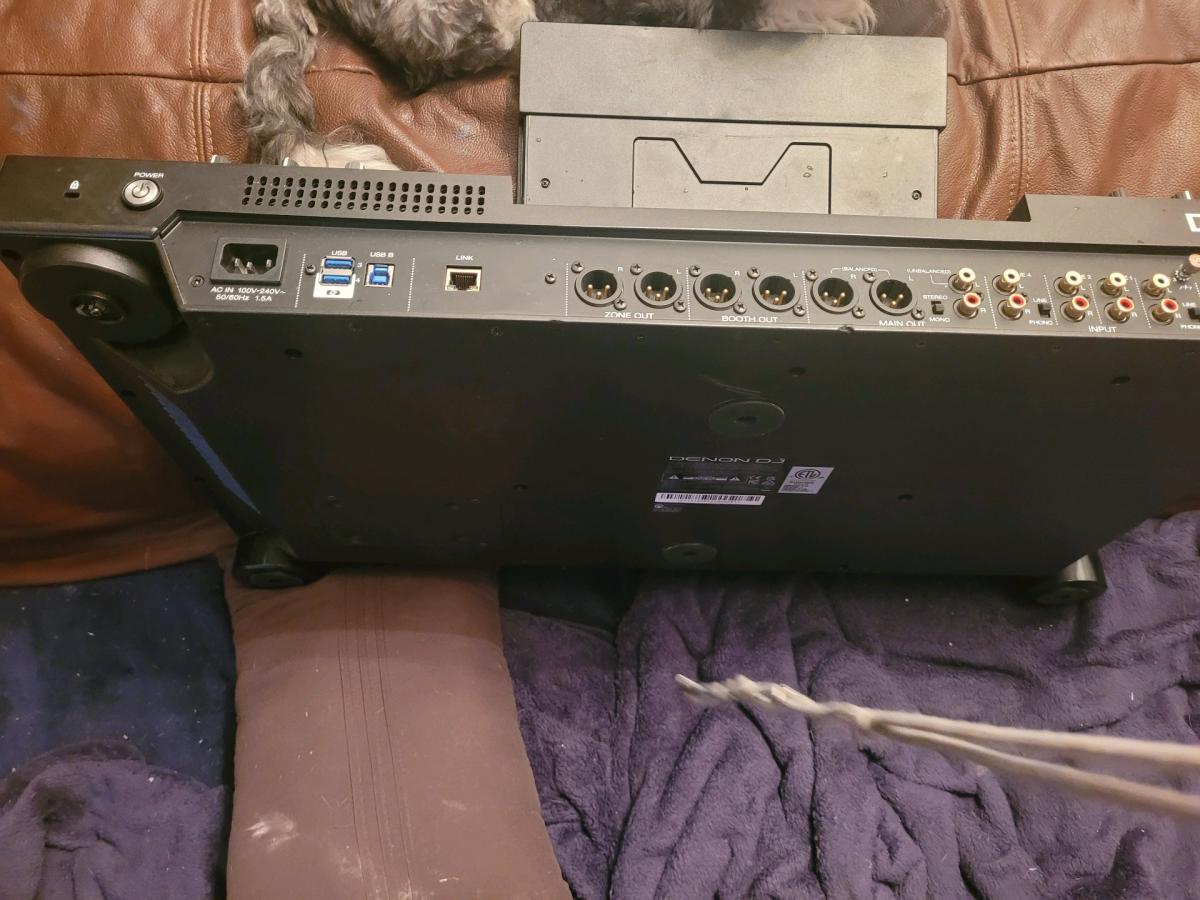 Denon DJ Prime 4 music mixer with touch screen - Blue Earth, Minnesota - FleaMarketBay