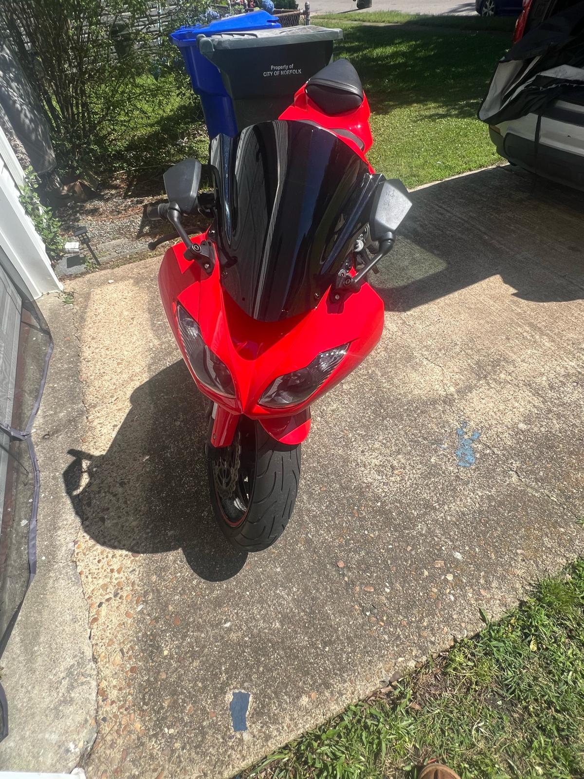 motorcycle 2010 Kawasaki zx600 - Norfolk, Virginia - FleaMarketBay