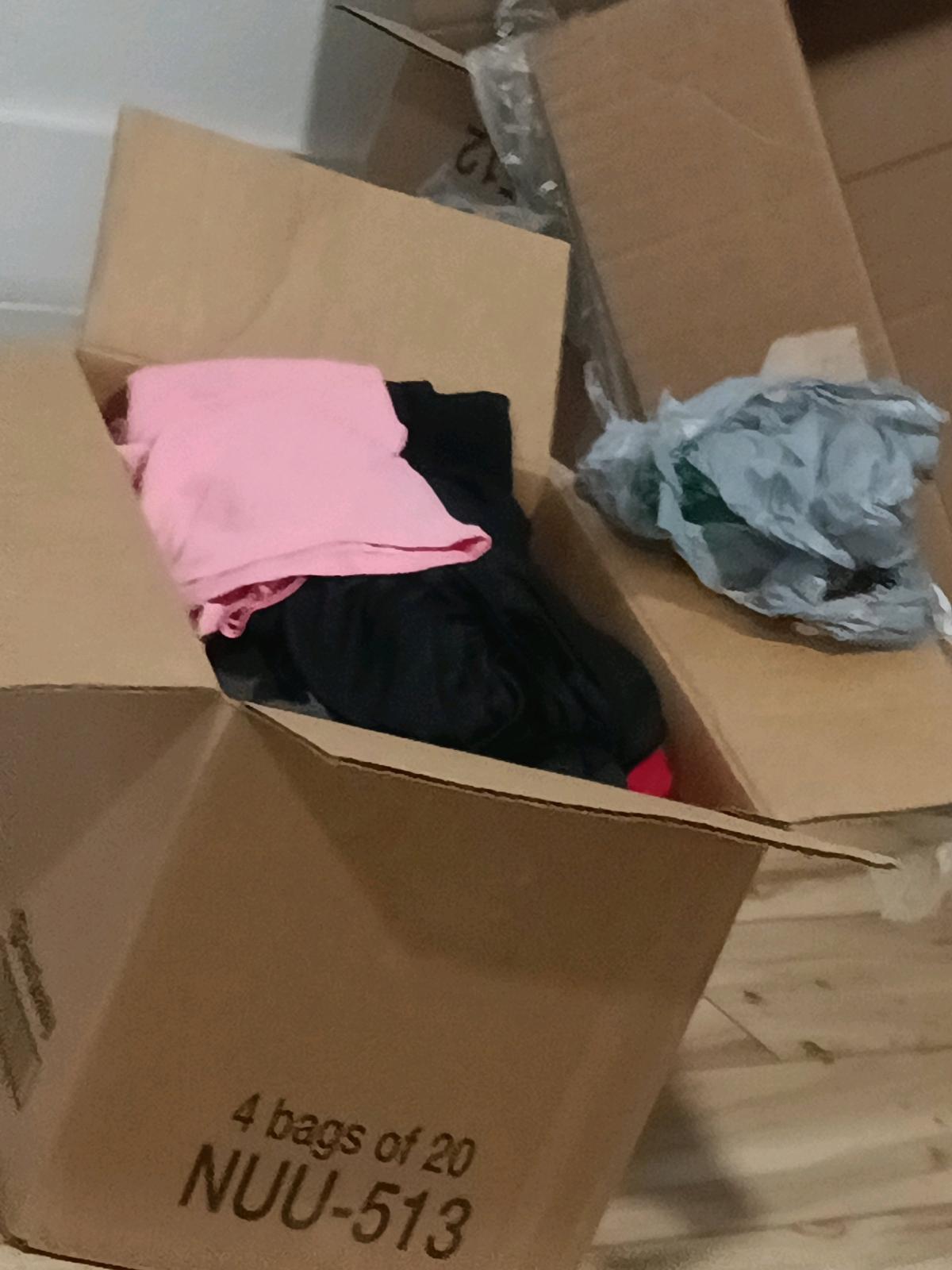 womens clothes - Lebanon, Missouri - FleaMarketBay