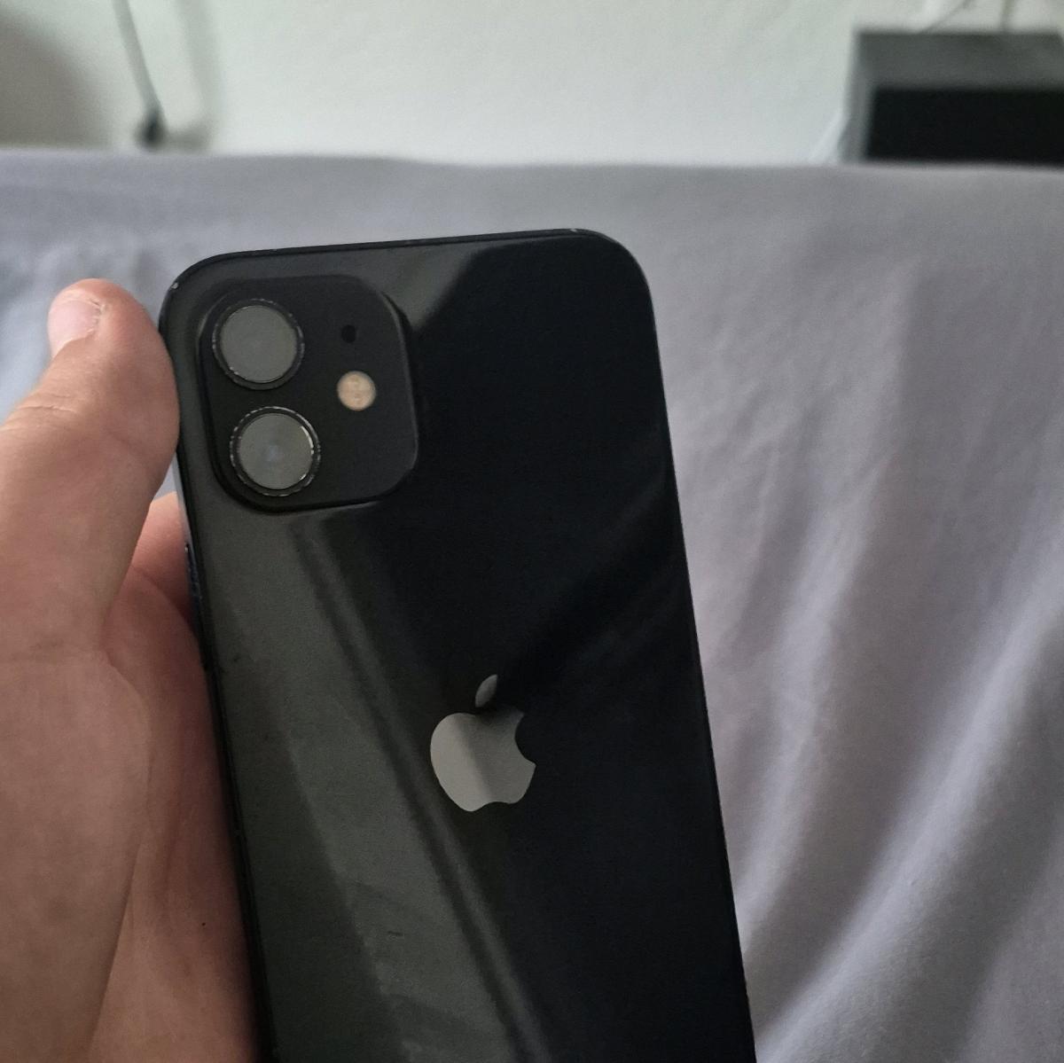 iphone 12 t mobile unlocked negotiable - Alpine, Arizona - FleaMarketBay