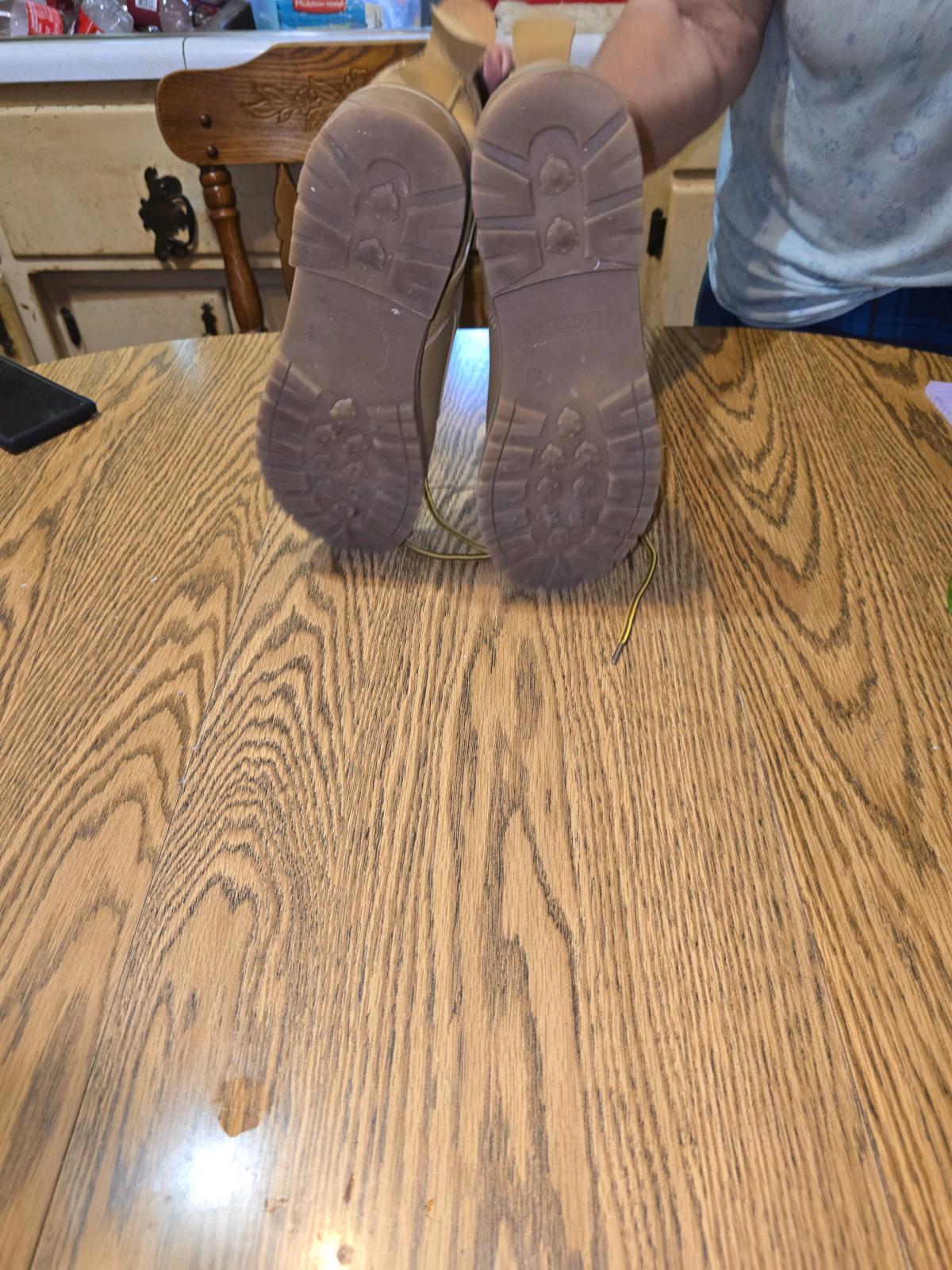 mens tan work boots size 10 - High Point, North Carolina - FleaMarketBay