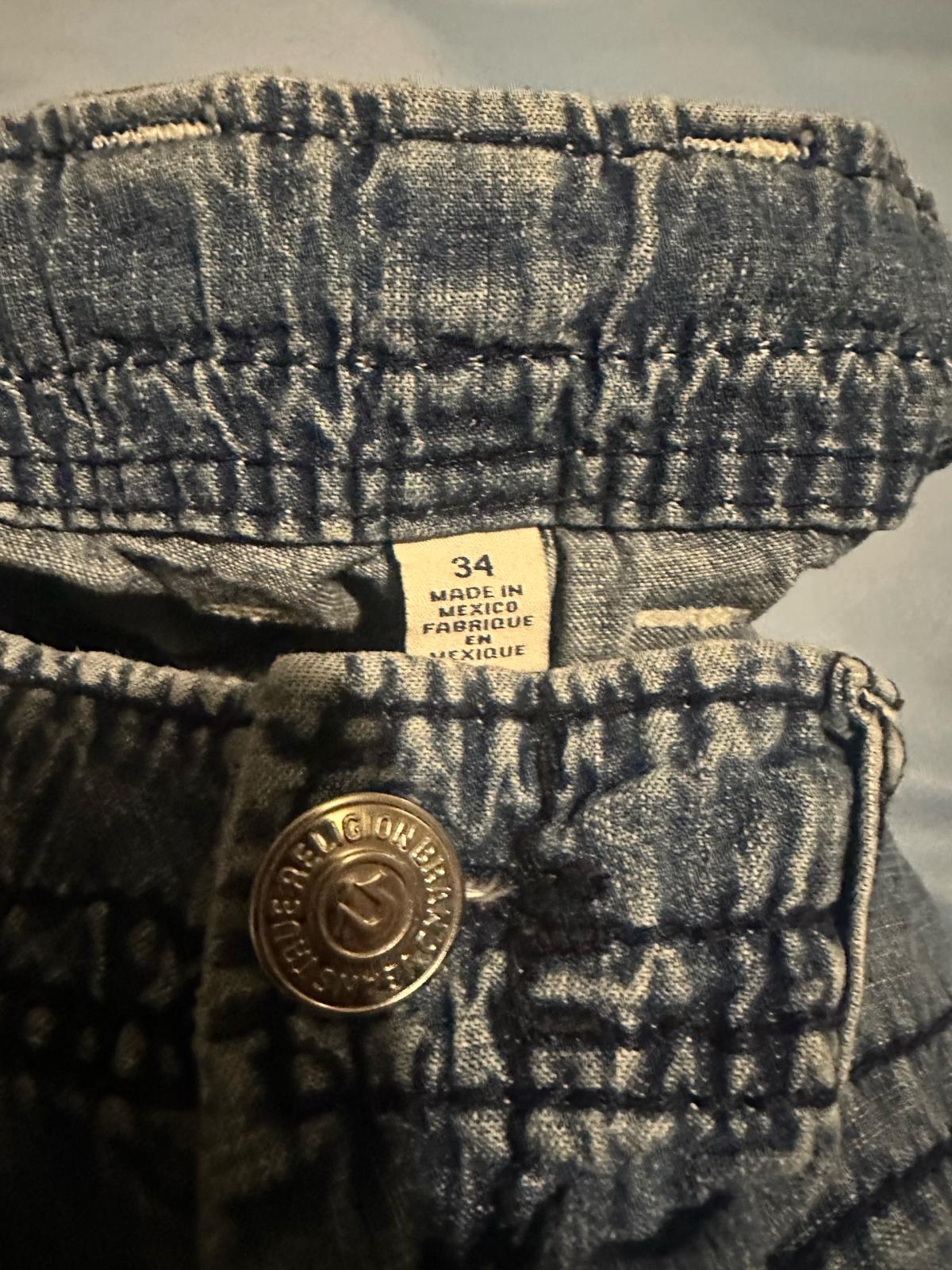 True Religion men cargo shorts size 34 - Garden Grove, California - FleaMarketBay