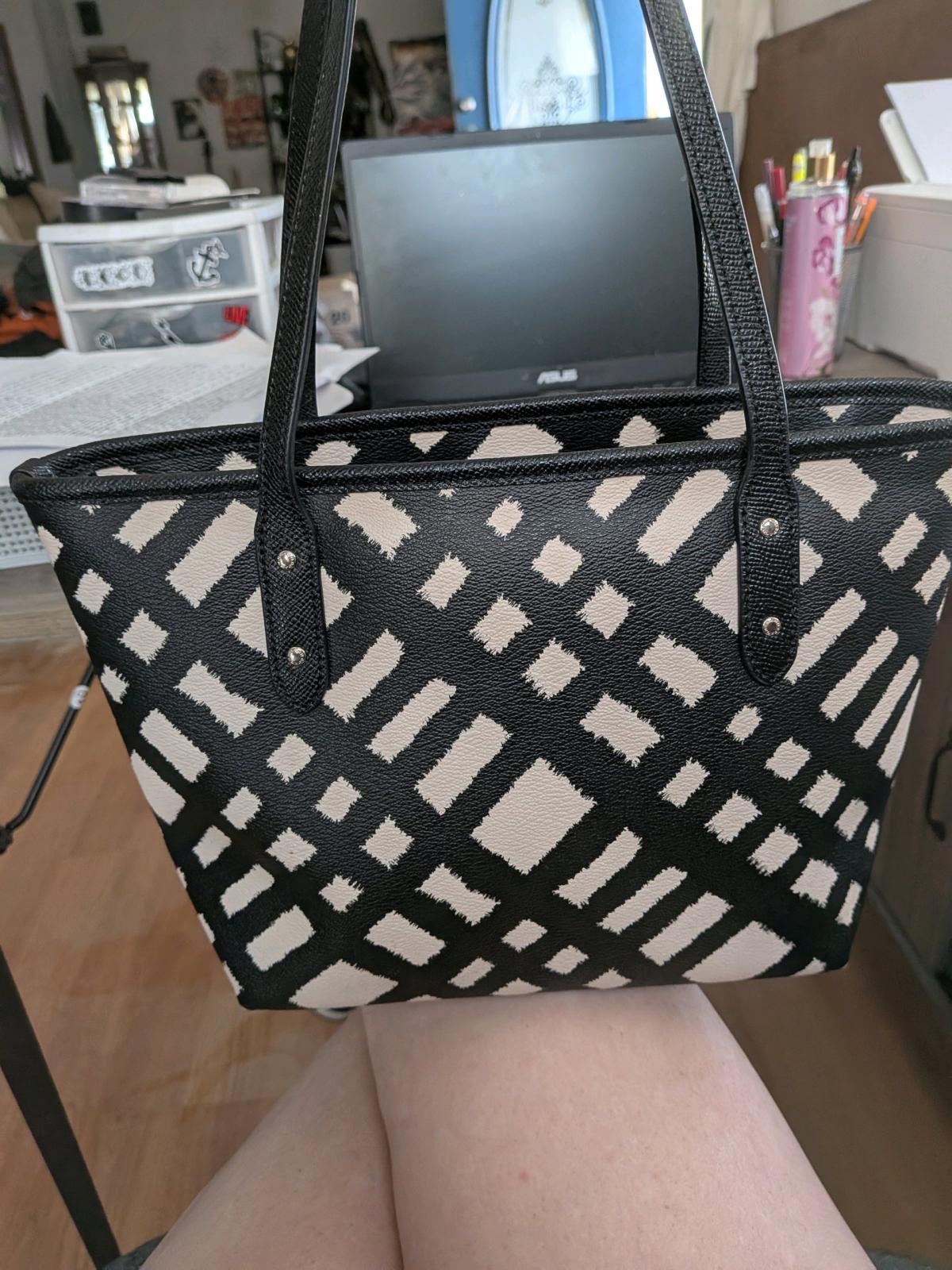 coach purse - Erwin, North Carolina - FleaMarketBay