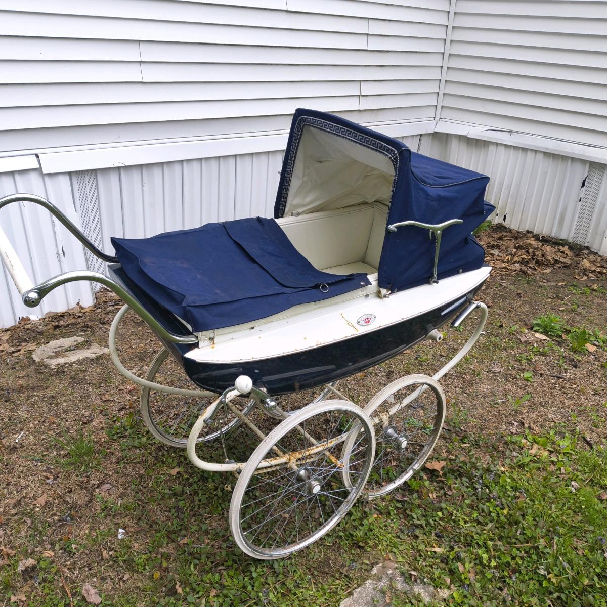 vintage antique stroller 1950s - Westbrook, Maine - FleaMarketBay
