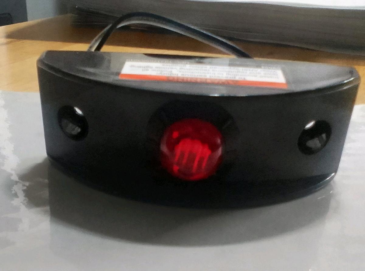 Red Marker Light - Salt Lake City, Utah - FleaMarketBay