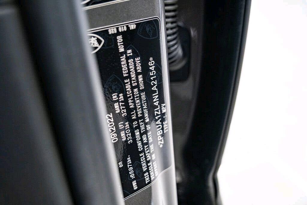 2022 Lamborghini Urus AWD FX - Bethel, Delaware - FleaMarketBay