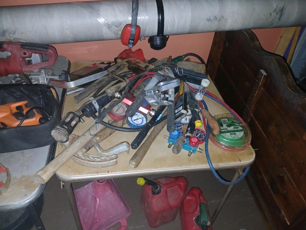 random tools - Ashland, Mississippi - FleaMarketBay