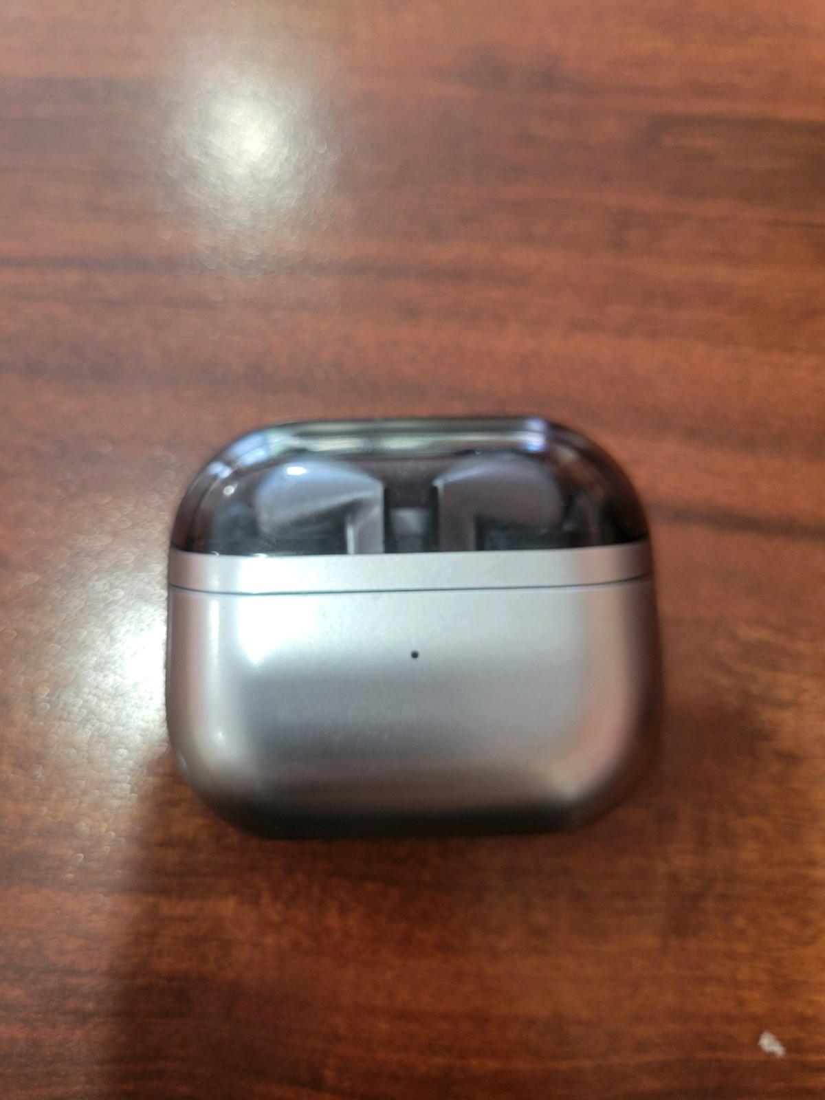 Samsung Galaxy Buds 3 Pro - Jamaica, New York - FleaMarketBay