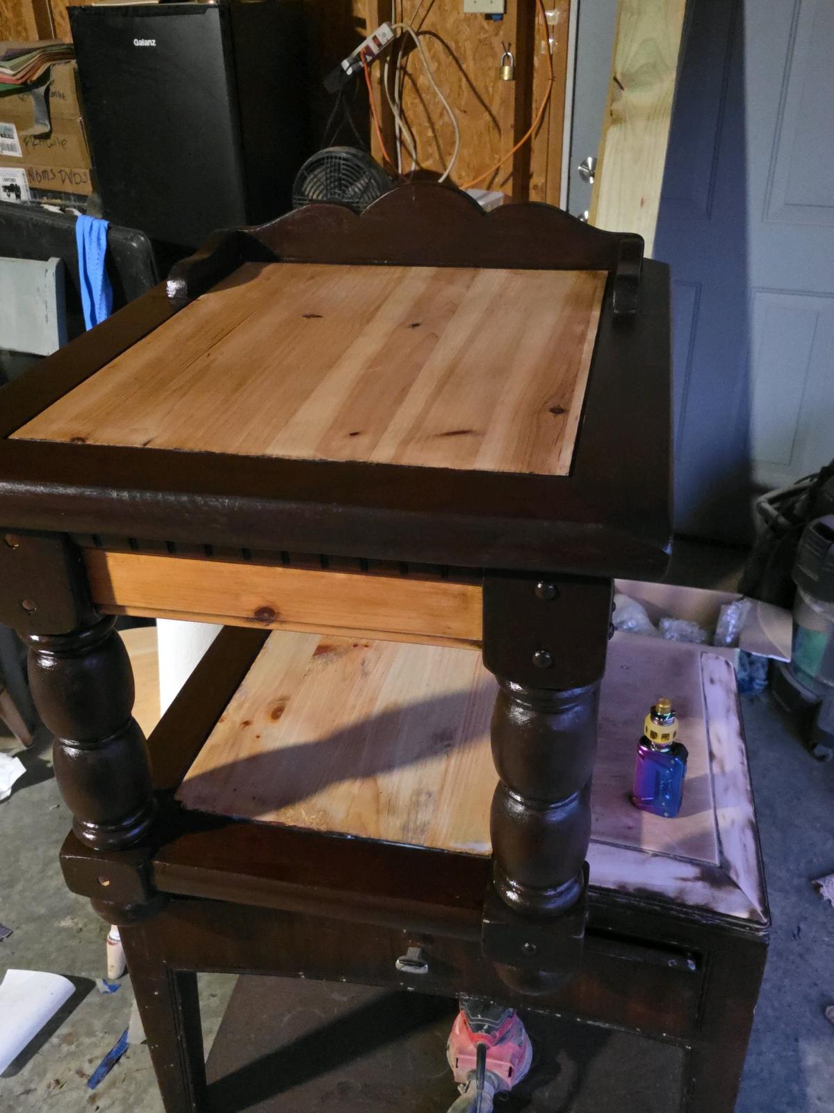 couch side table two colors dark and light - Adamsville, Alabama - FleaMarketBay