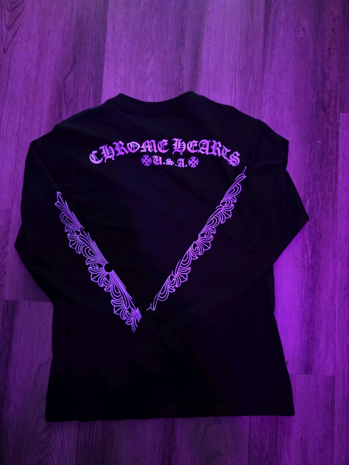 Long sleeve black and white chrome heart long sleeve tee - Atlanta, Georgia - FleaMarketBay