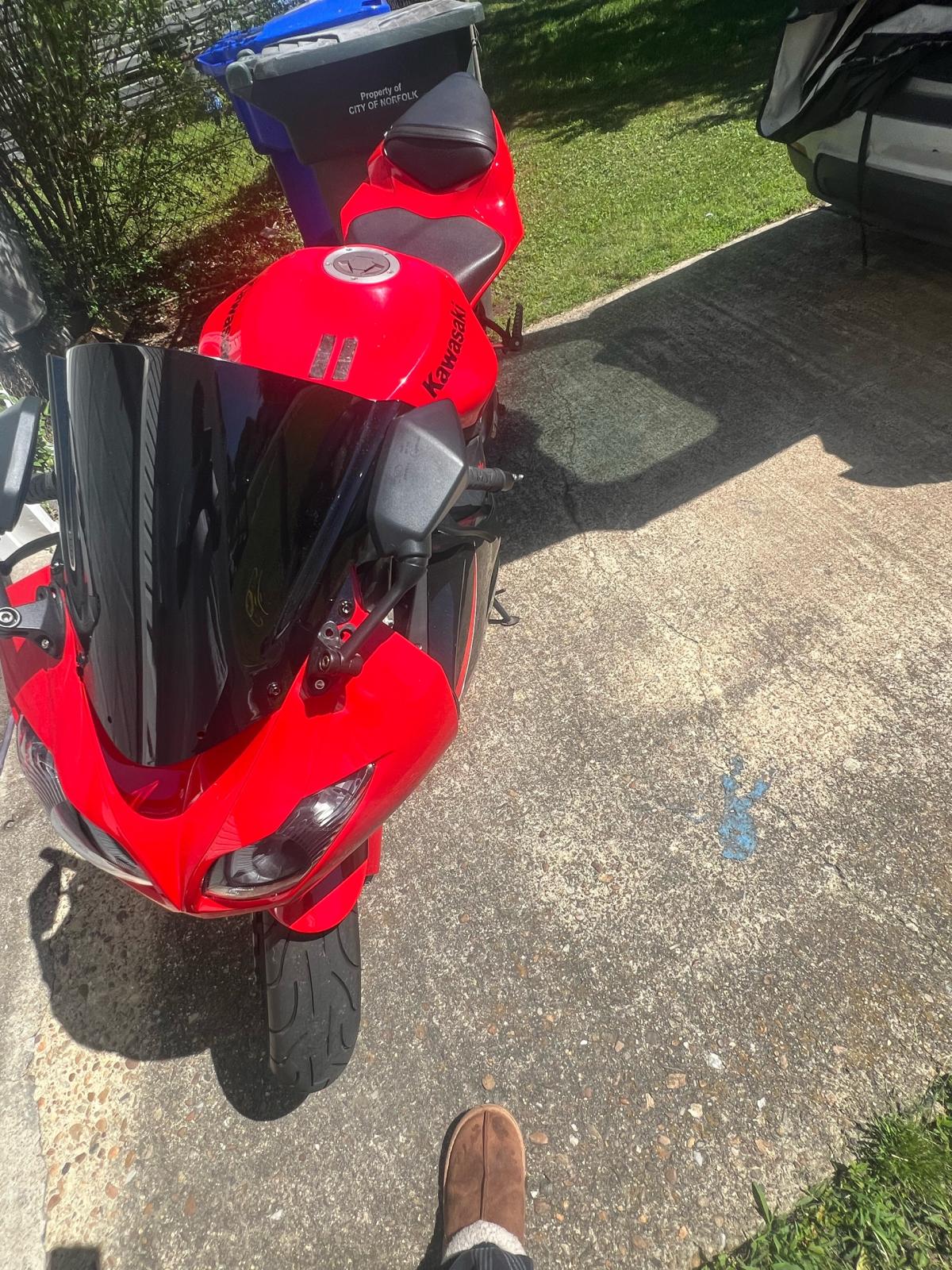 motorcycle 2010 Kawasaki zx600 - Norfolk, Virginia - FleaMarketBay