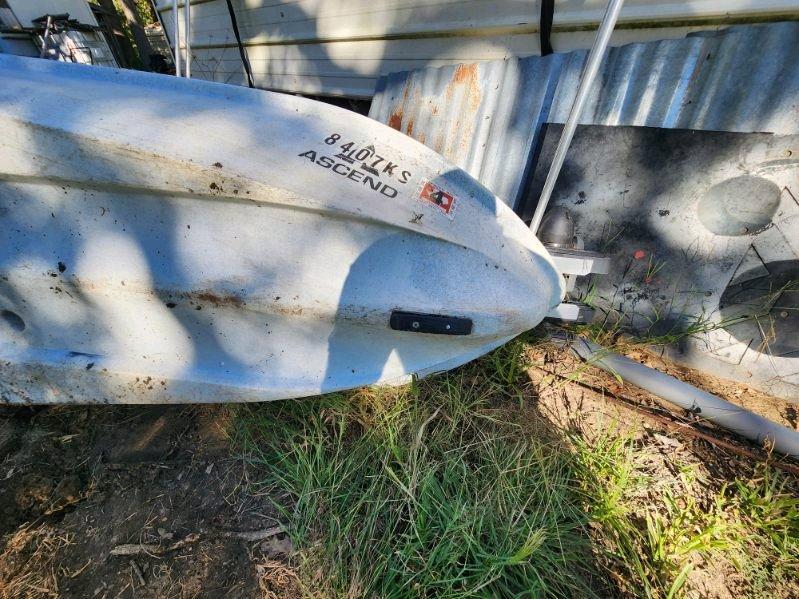 128x ascend kayak with a motor guide xi3 with upgraded GPS - Gainesville, Texas - FleaMarketBay