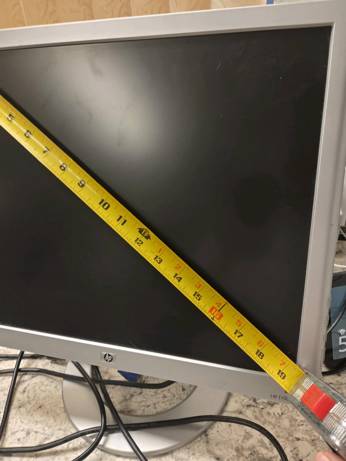 Hp f1905 Monitor - Melbourne, Florida - FleaMarketBay