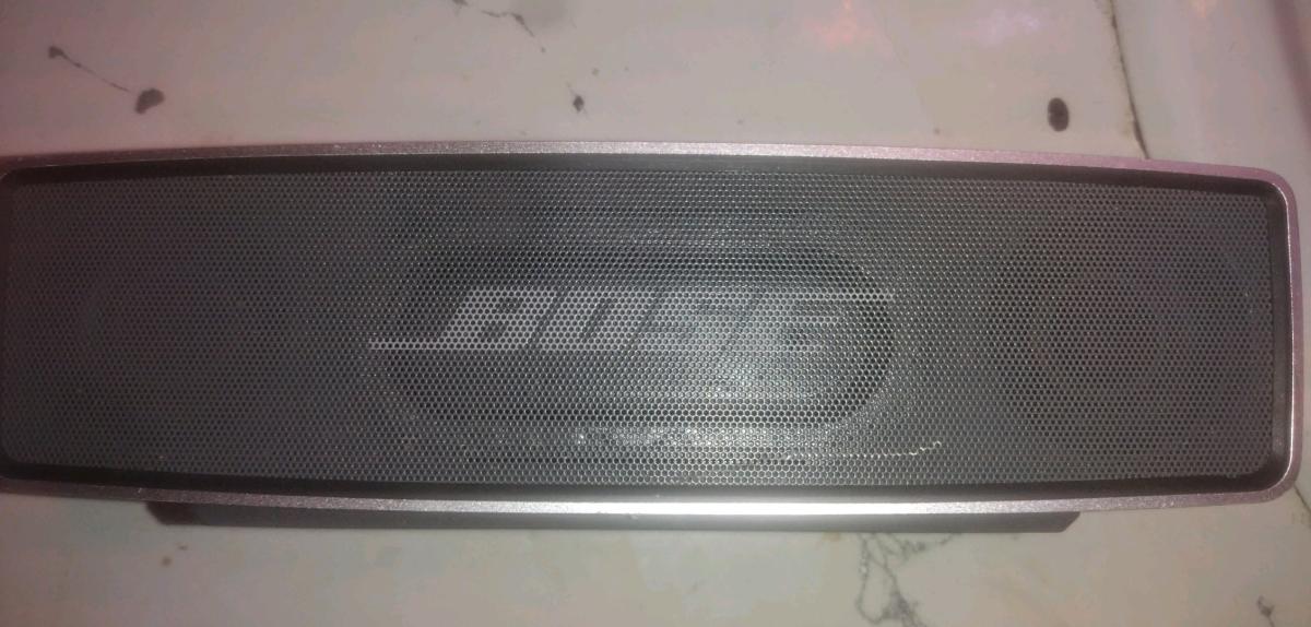 Bose SoundLink Mini Bluetooth Speaker - Houston, Texas - FleaMarketBay