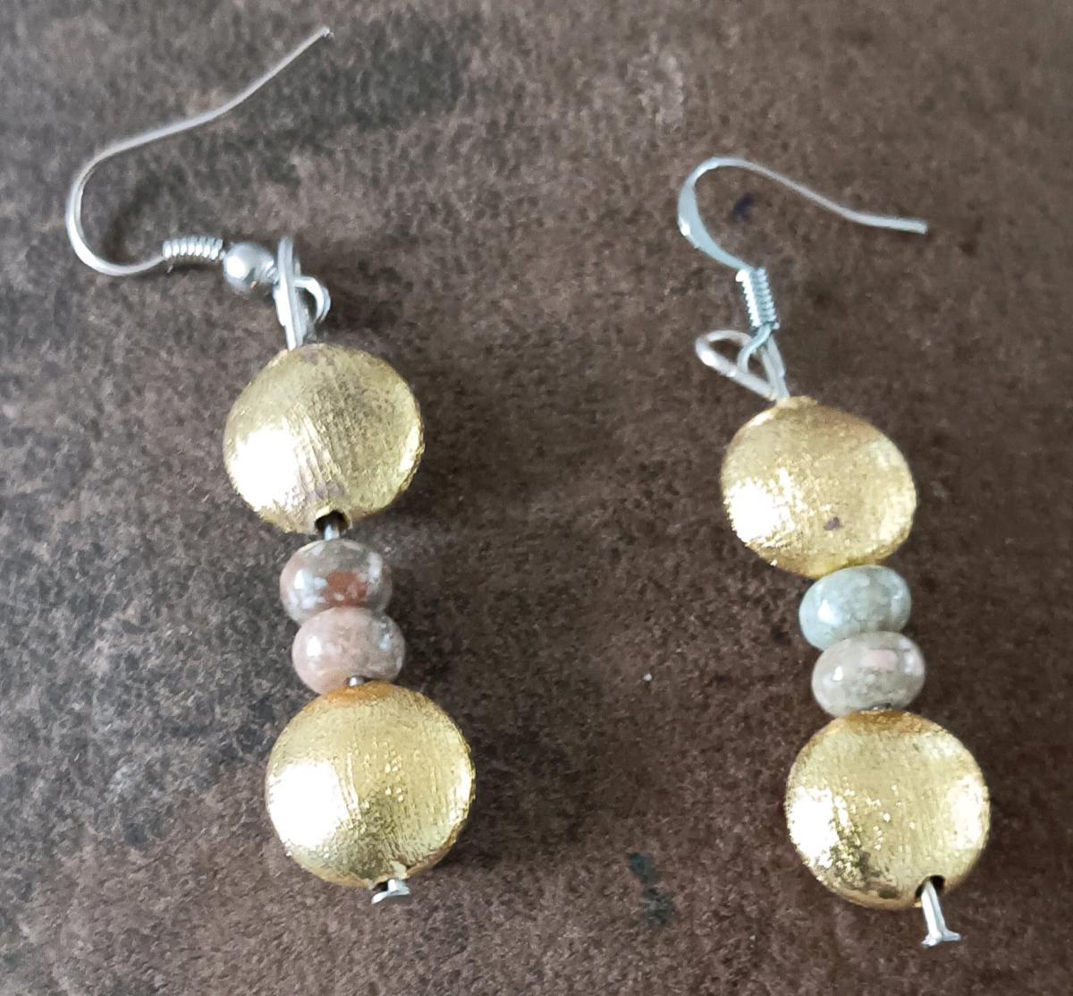 gold fashion earrings - Alicia, Arkansas - FleaMarketBay