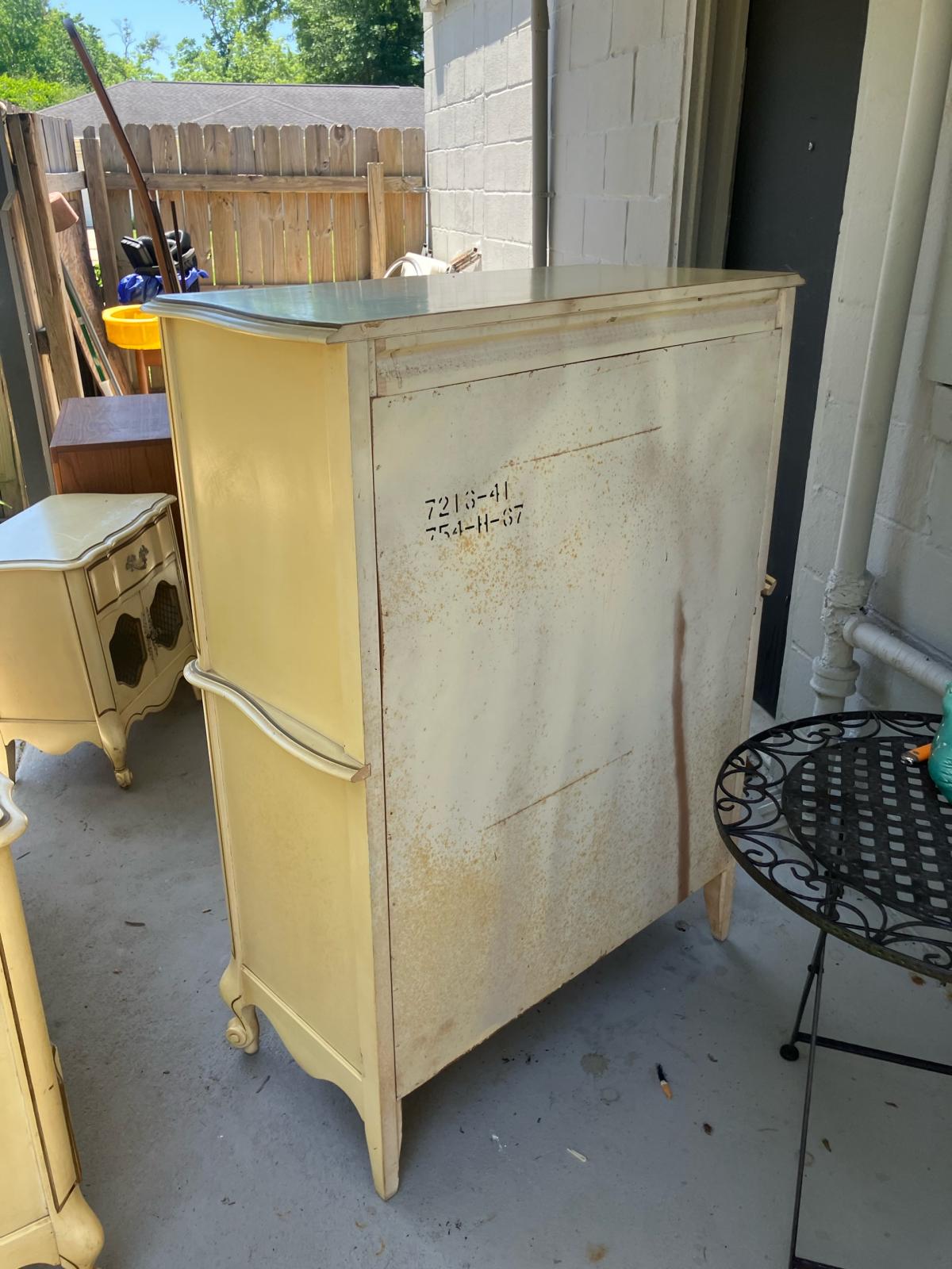 antique French provincial bedroom set - Pensacola, Florida - FleaMarketBay