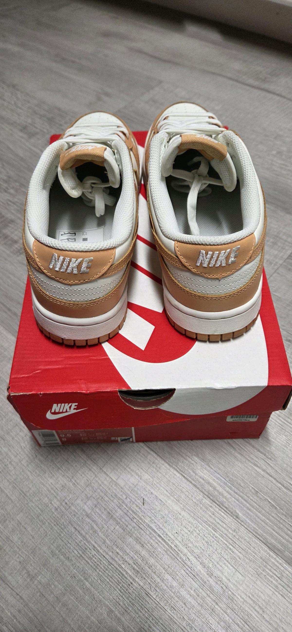 Nike Dunk Harvest Moon - Holiday, Florida - FleaMarketBay