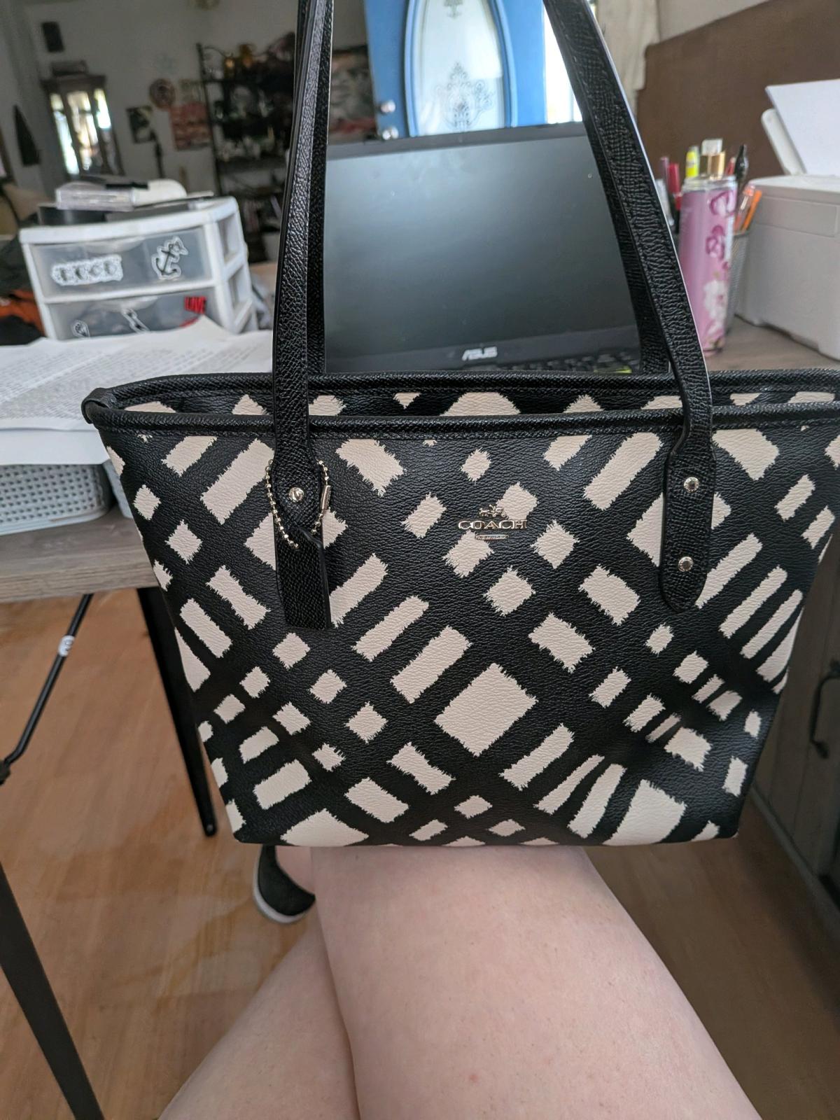 coach purse - Erwin, North Carolina - FleaMarketBay