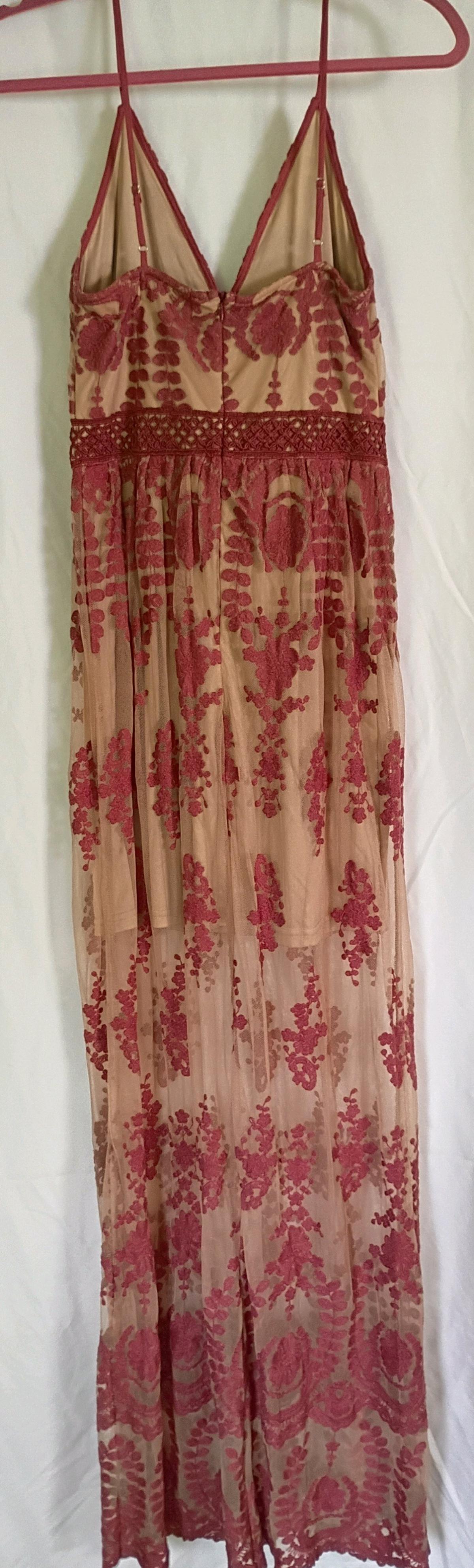 Filly Flair Dress Size Small - Pullman, West Virginia - FleaMarketBay