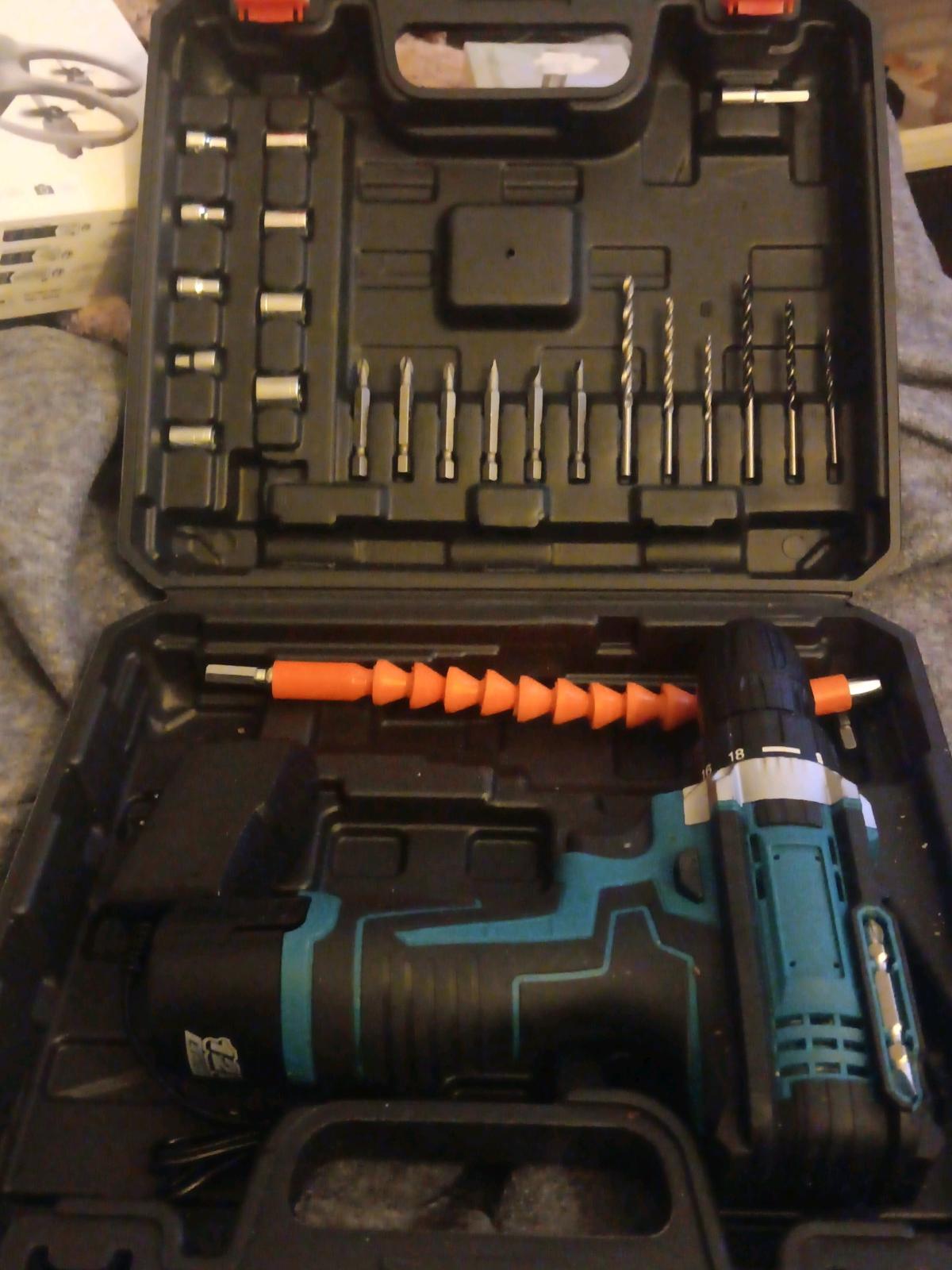 Cordless Power Drill - Fresno, California - FleaMarketBay