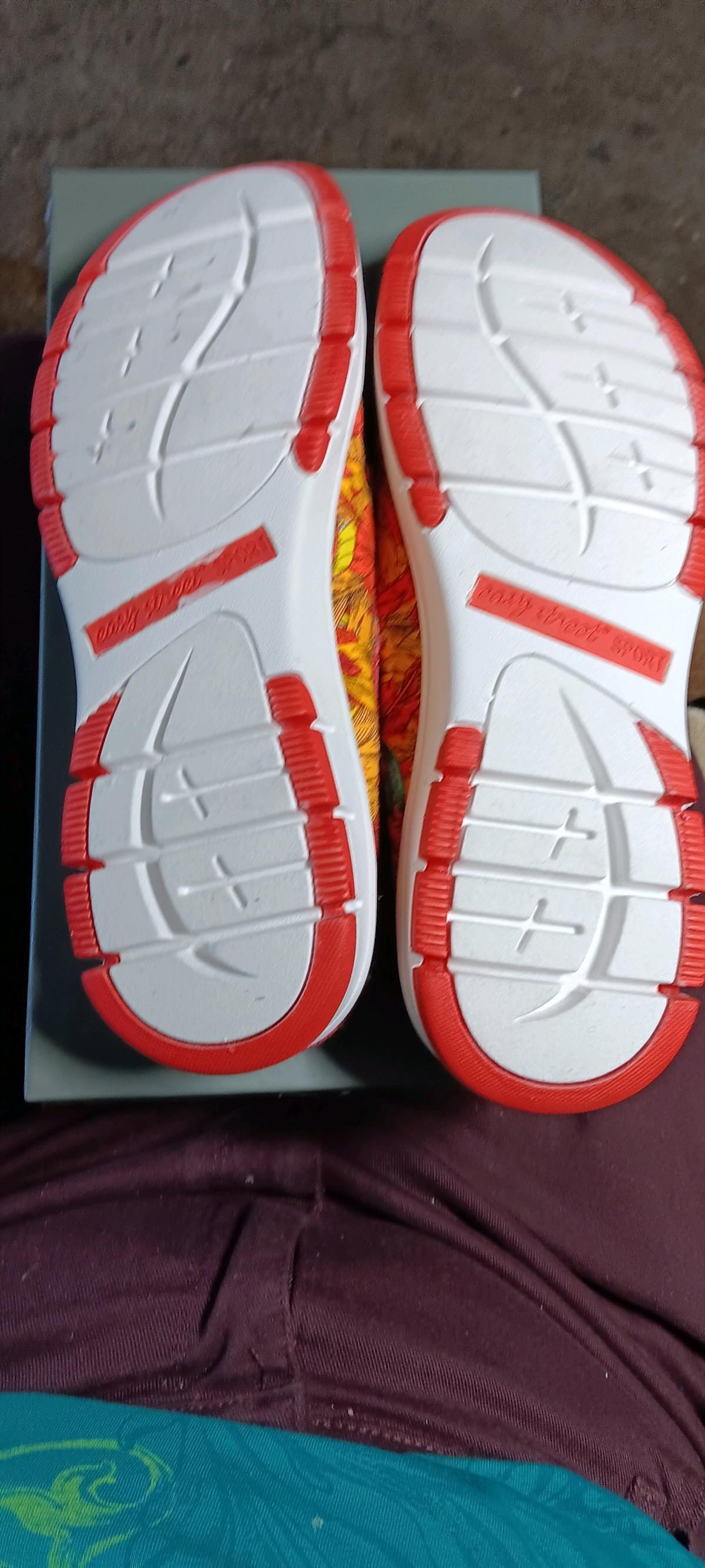 Easy Streak Sport orange - Carson, California - FleaMarketBay