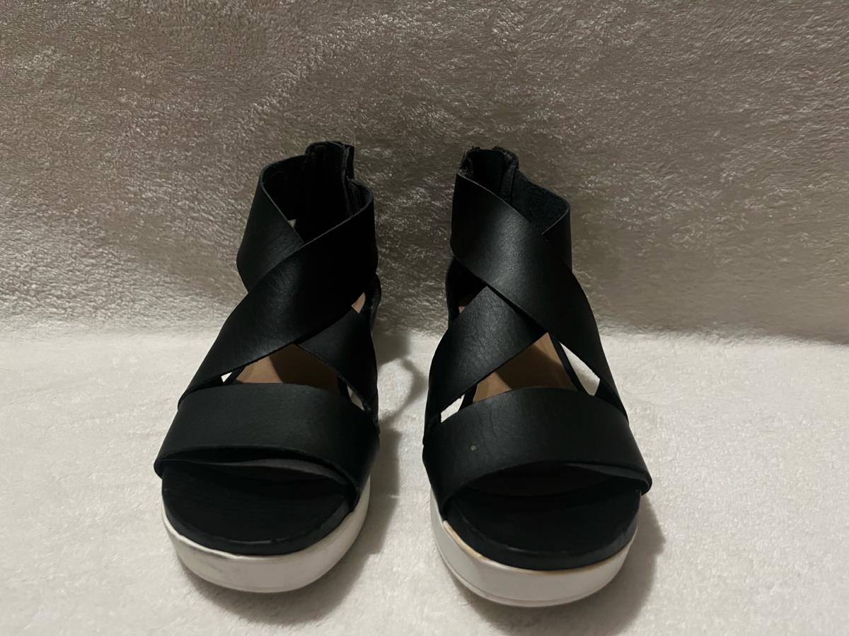 Womens Black CrissCrossStrap Wedge Sandals with Back Zipper - La Habra, California - FleaMarketBay
