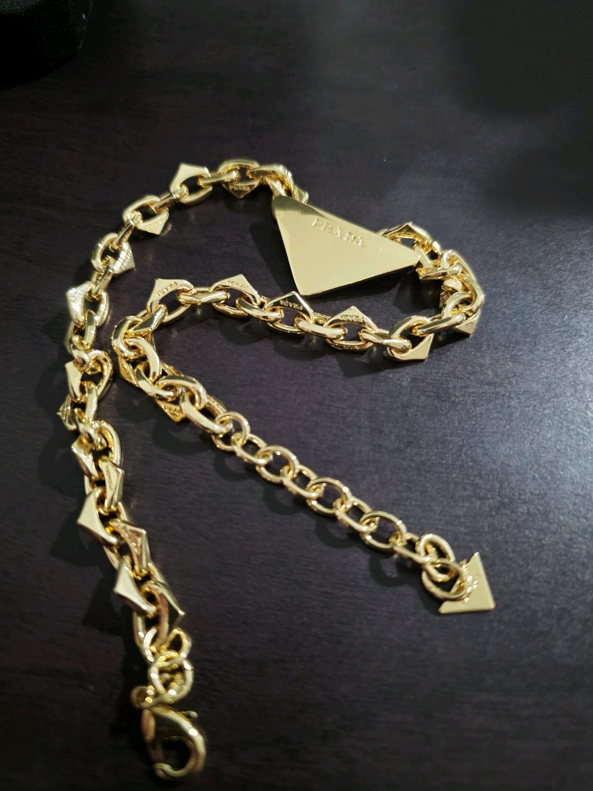 Beautiful chain necklace - Friendswood, Texas - FleaMarketBay