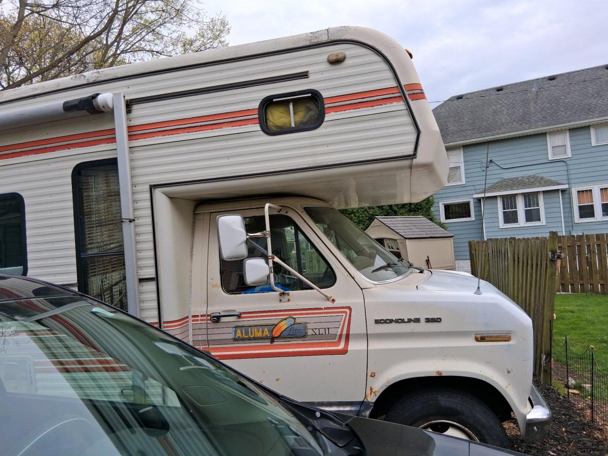 1984 Ford Econoline 350 MotorHome class C - Waukesha, Wisconsin - FleaMarketBay