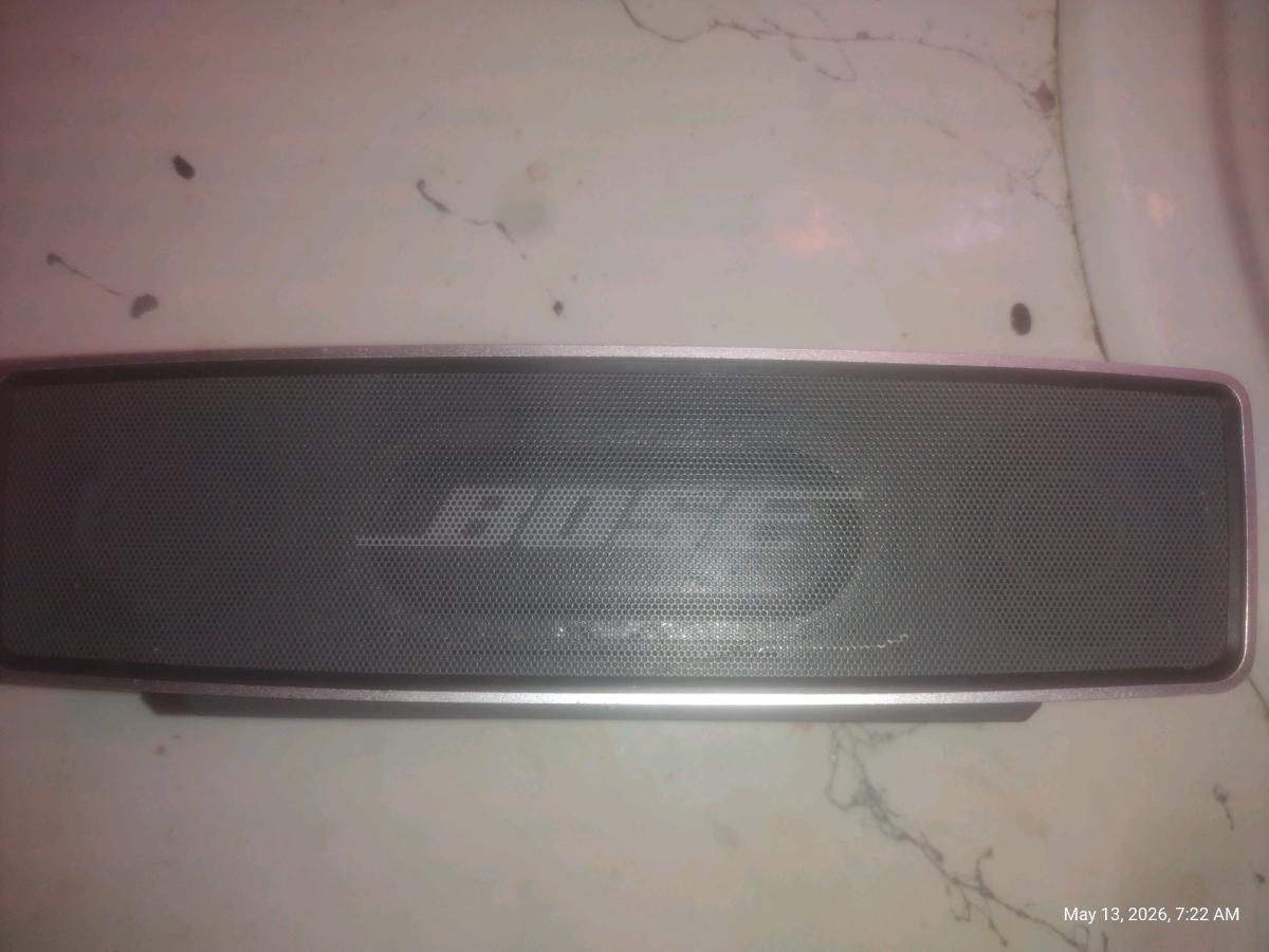 Bose SoundLink Mini Bluetooth Speaker - Houston, Texas - FleaMarketBay