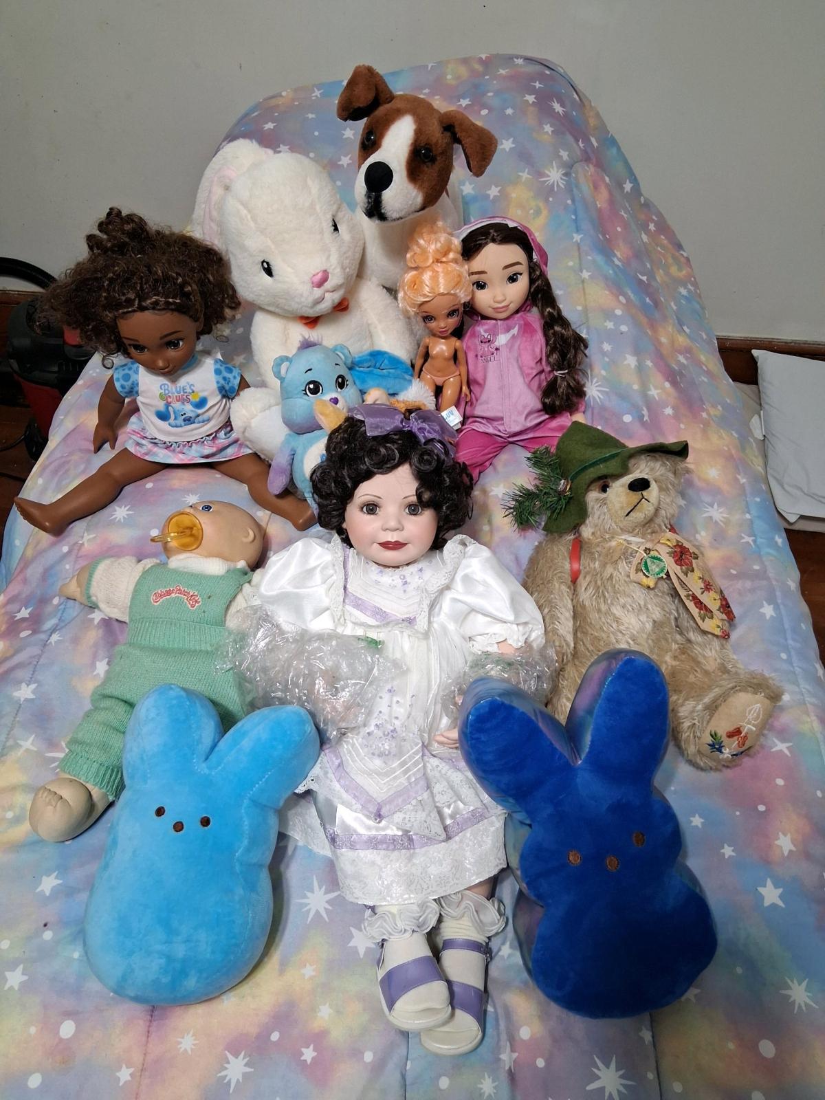 Marie Osmonds Annette Funicello Porcelain Doll and More - Loganville, Georgia - FleaMarketBay