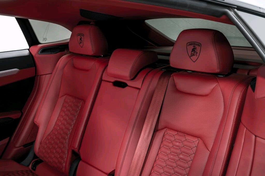2022 Lamborghini PNT Urus AWD - Bethel, Delaware - FleaMarketBay