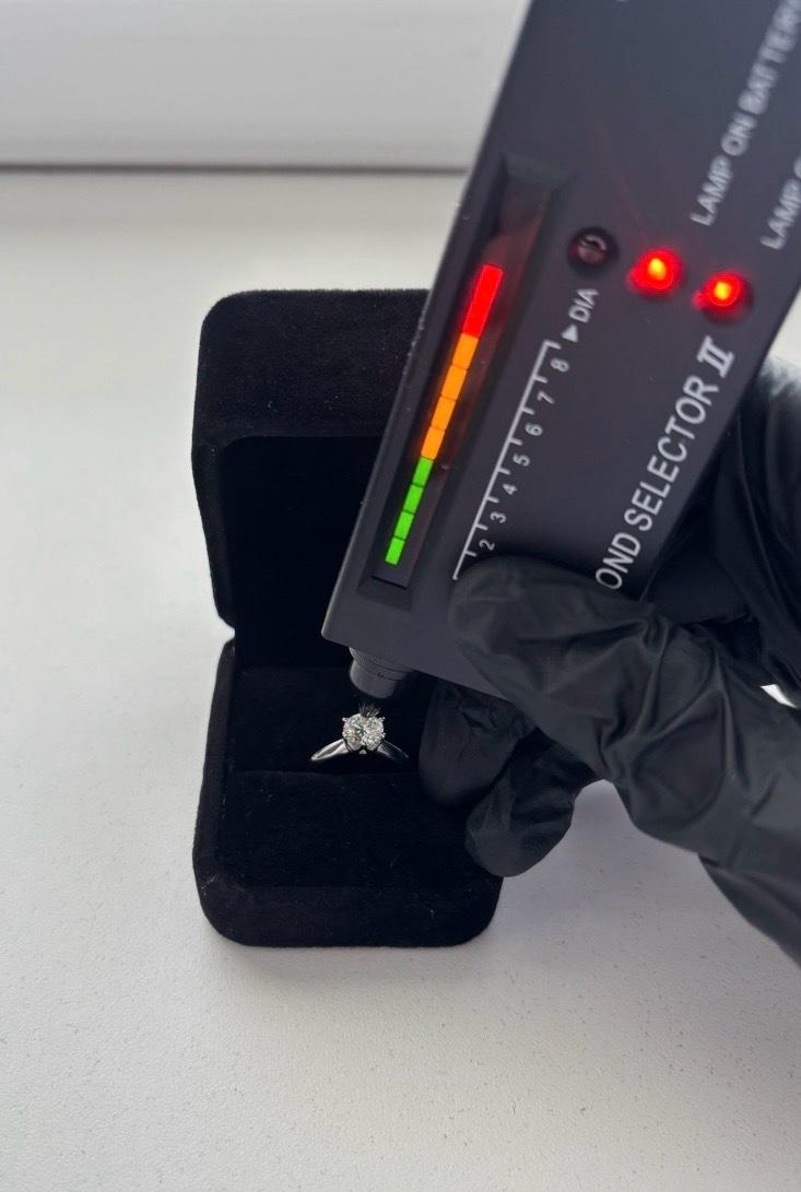 VVS1 moissante Engagement or promise Rings - Aurora, Colorado - FleaMarketBay