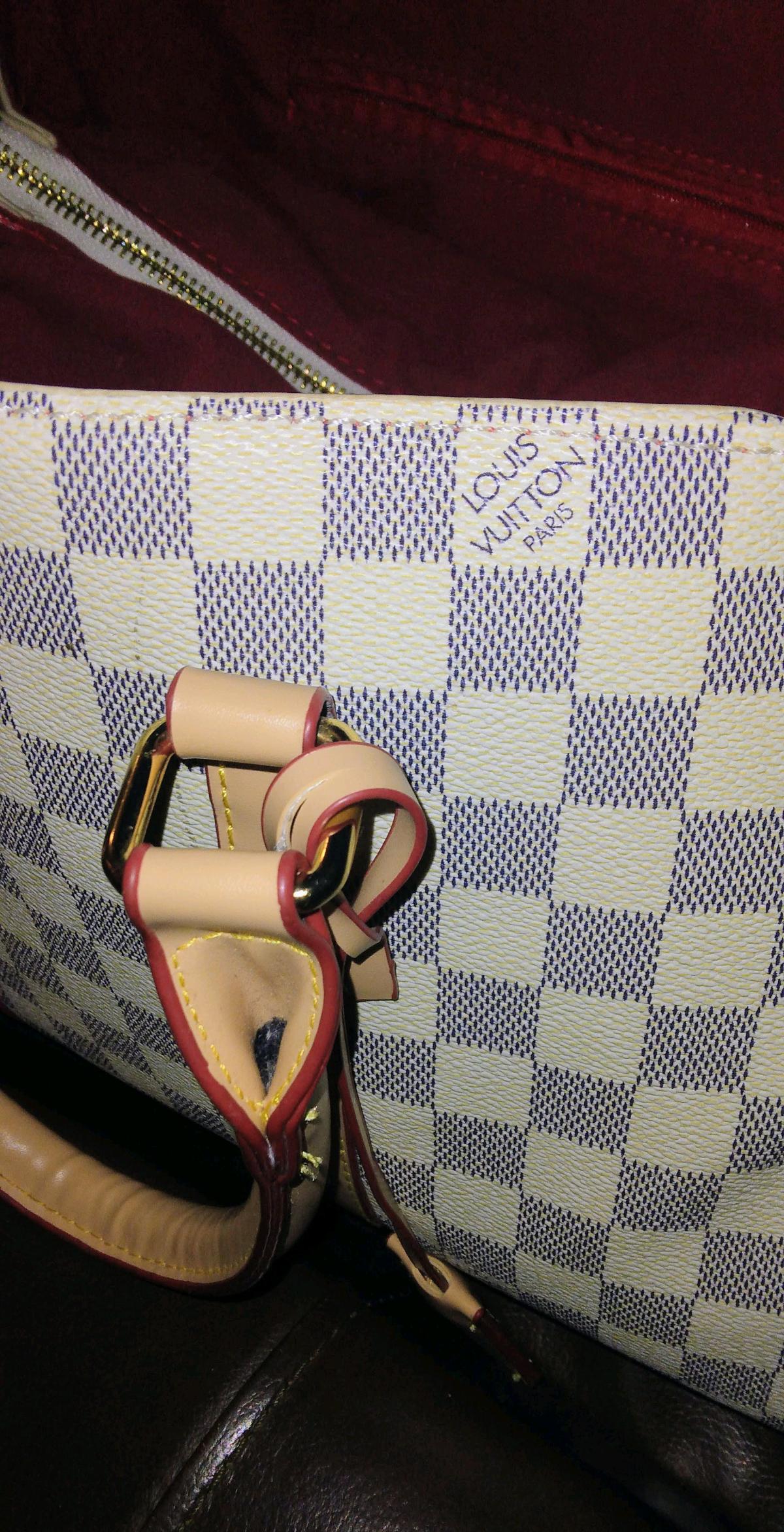 LOUIS VUITTON PARIS PURSE and credit card holder - Trinity, Alabama - FleaMarketBay