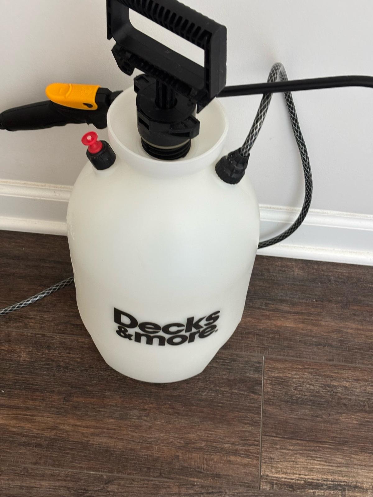 Smith Deck Sprayer - Bridgeville, Pennsylvania - FleaMarketBay