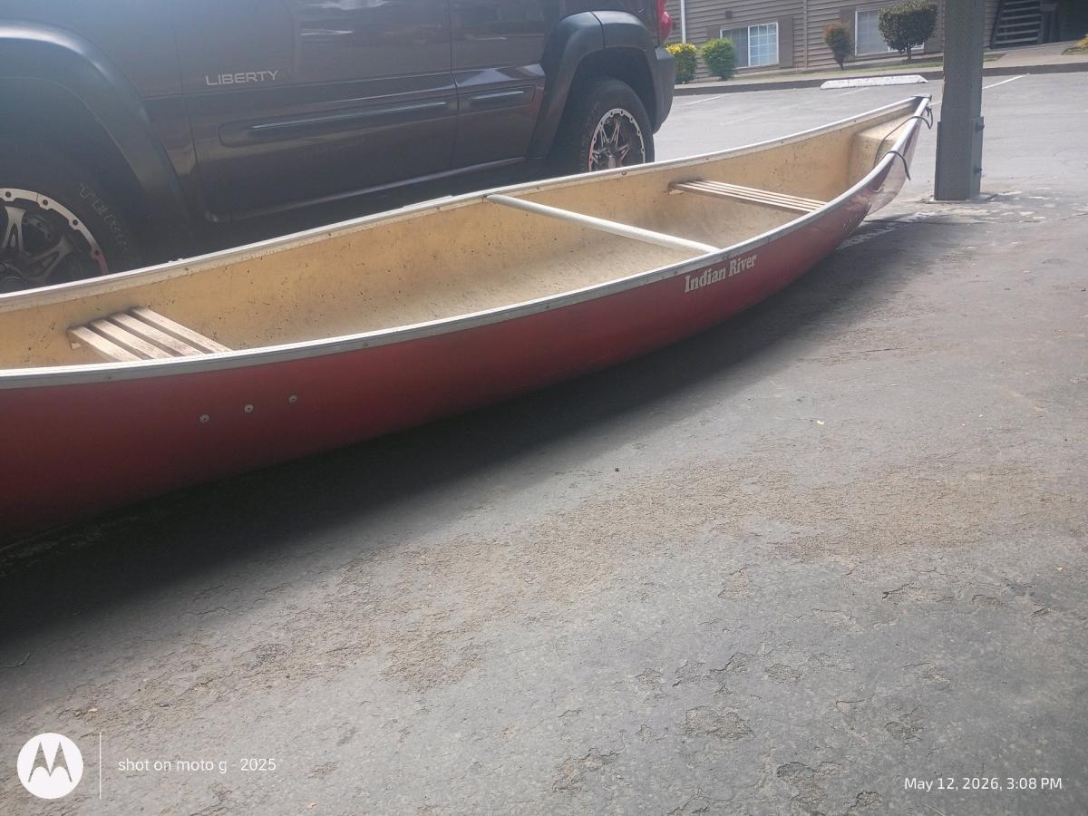 indian River canoe 16 feet - Hillsboro, Oregon - FleaMarketBay