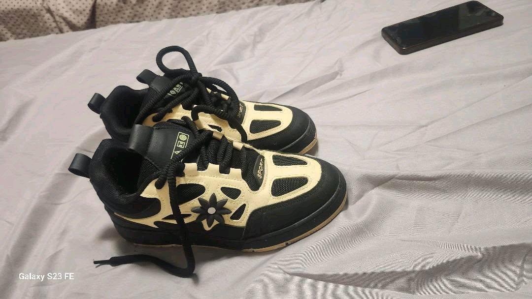 size 7 good shoes - Holyoke, Massachusetts - FleaMarketBay