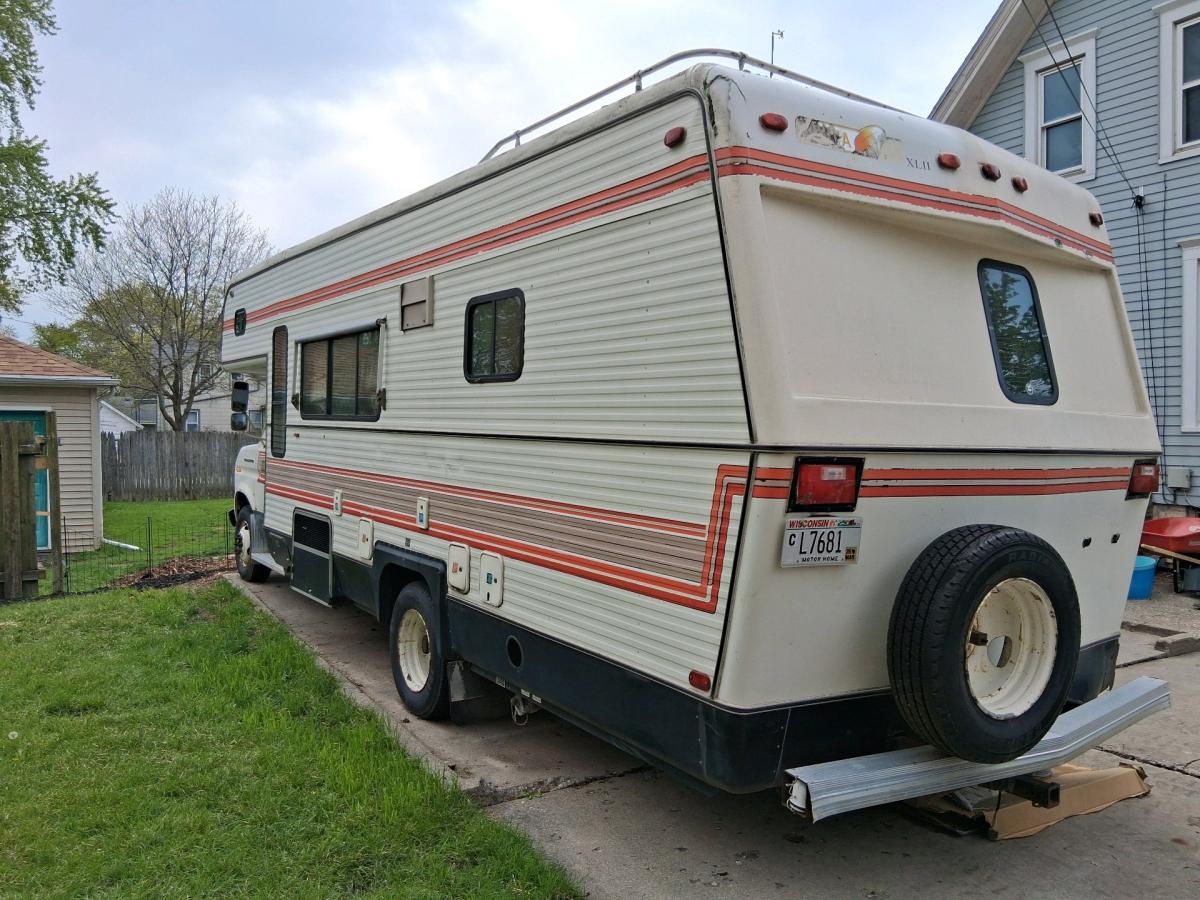 1984 Ford Econoline 350 MotorHome class C - Waukesha, Wisconsin - FleaMarketBay