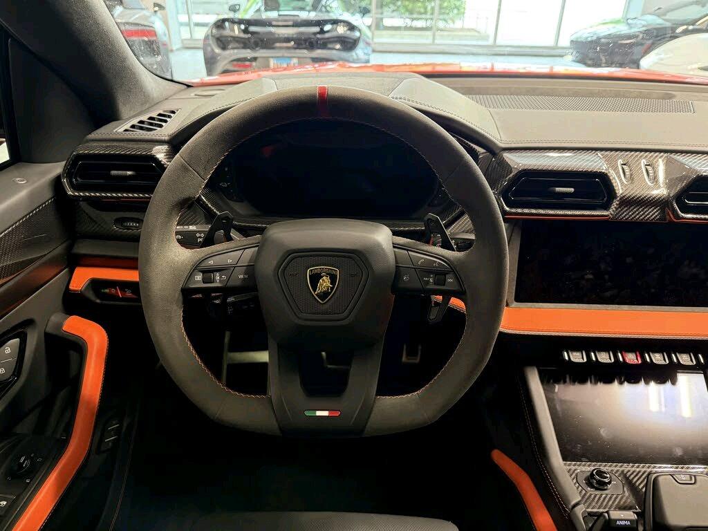 2025 Lamborghini Urus SE AWD - Bethel, Delaware - FleaMarketBay