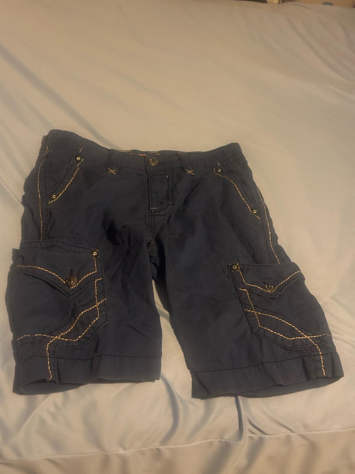 rock revival men blue cargo shorts size 32 - Garden Grove, California - FleaMarketBay