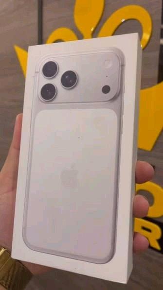 iPhone 17 PRO MAX 1TB - New York, New York - FleaMarketBay