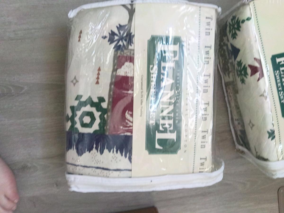 twin flannel sheet set - Madison, Indiana - FleaMarketBay