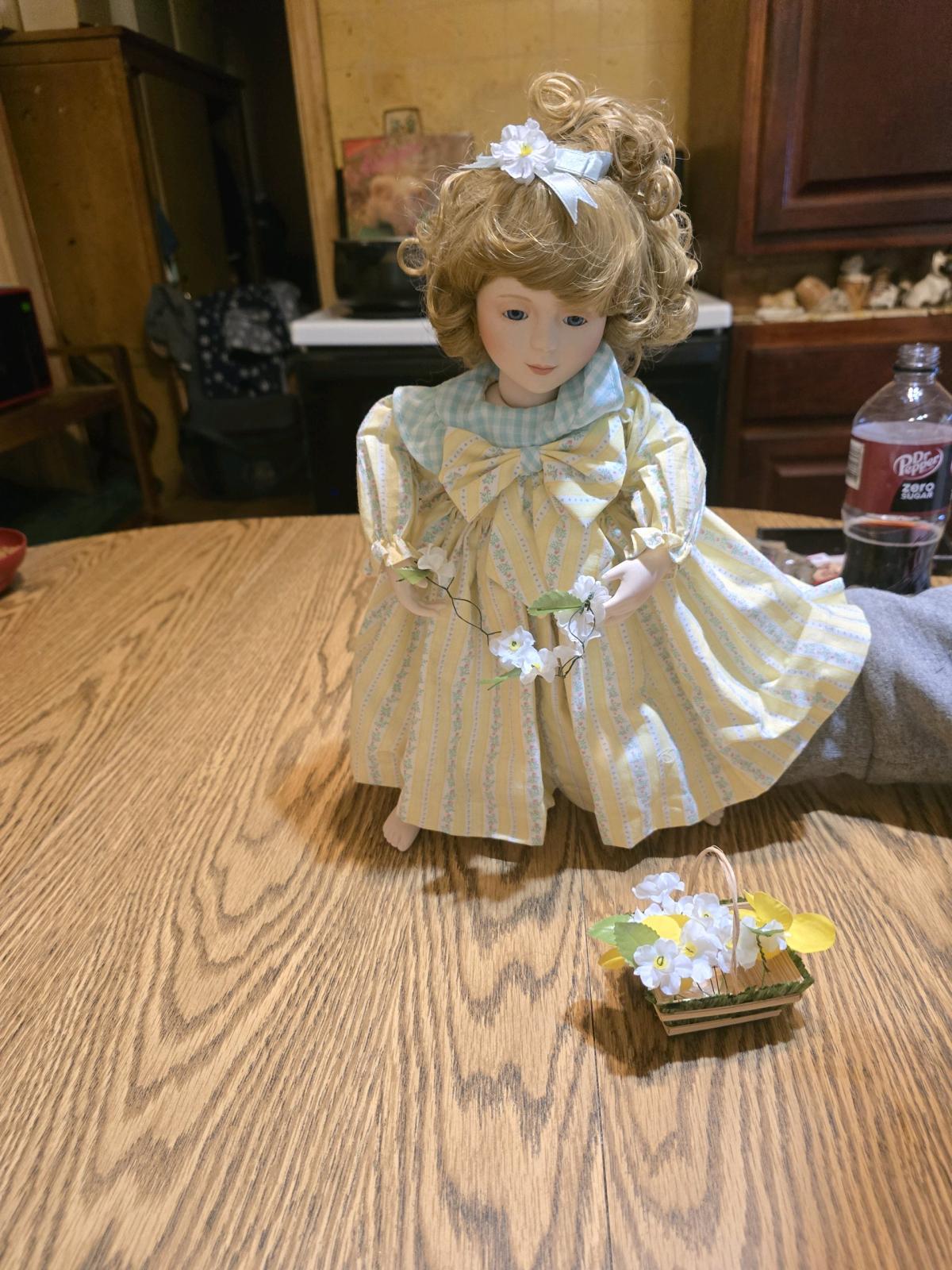 Daisy chain porcelain doll by Ashton drake - High Point, North Carolina - FleaMarketBay